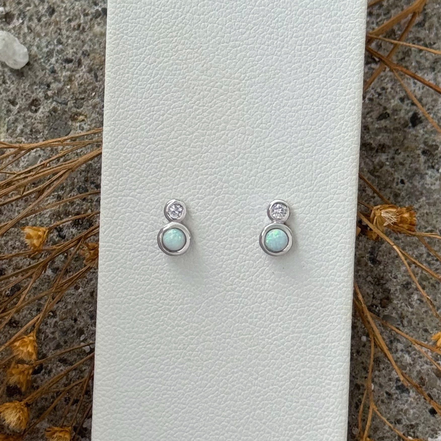 SILVER CRYSTAL WHITE OPAL STUD earrings