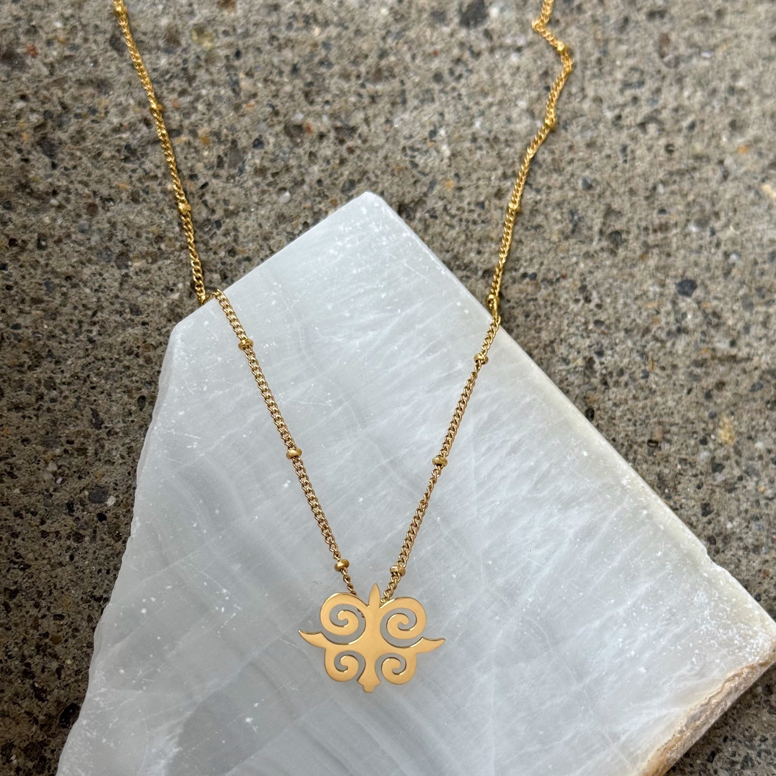 GOLD ADIGA FASHA II CAUCASUS necklace