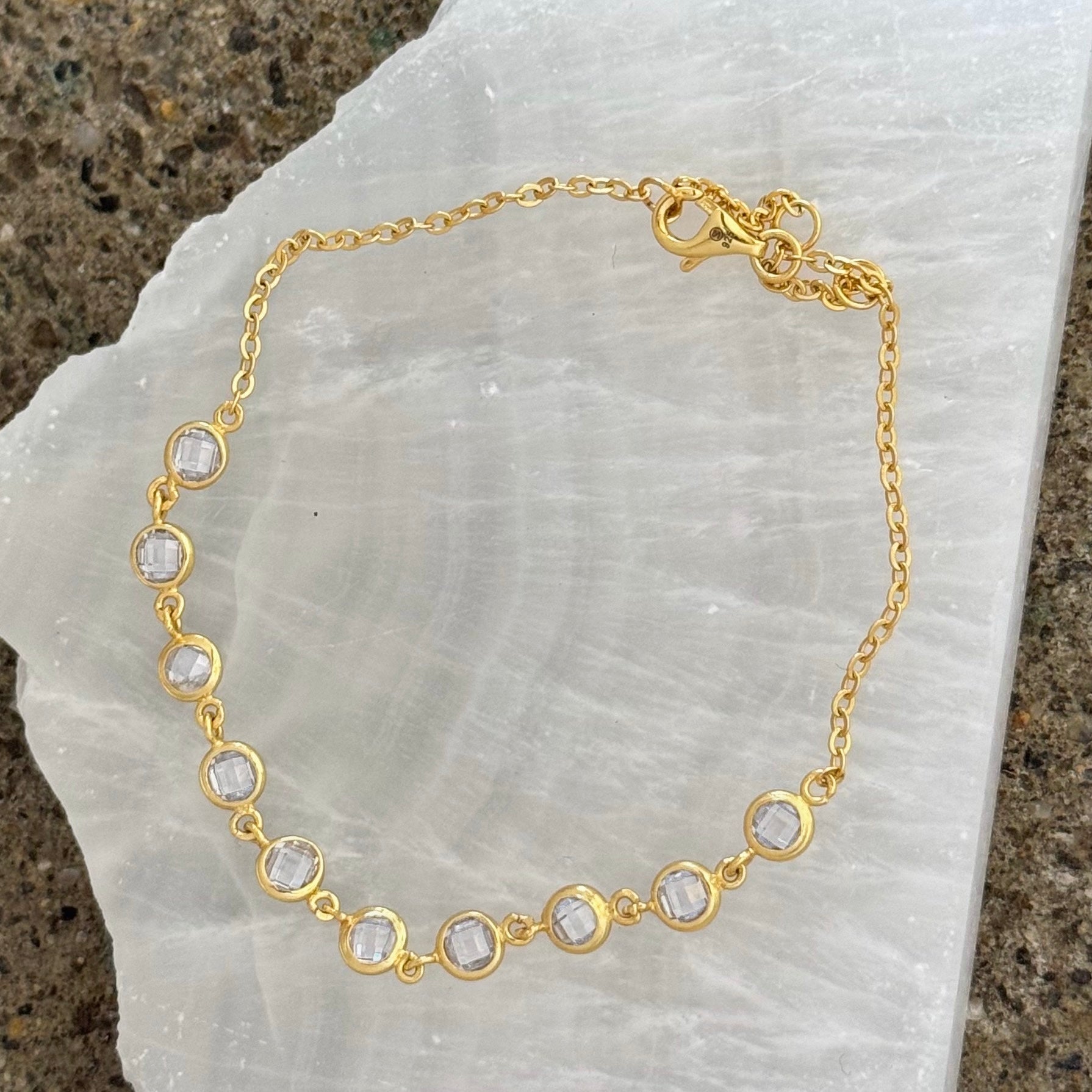 GOLD DIAMOND CUT CRYSTAL BEZEL DAINTY bracelet