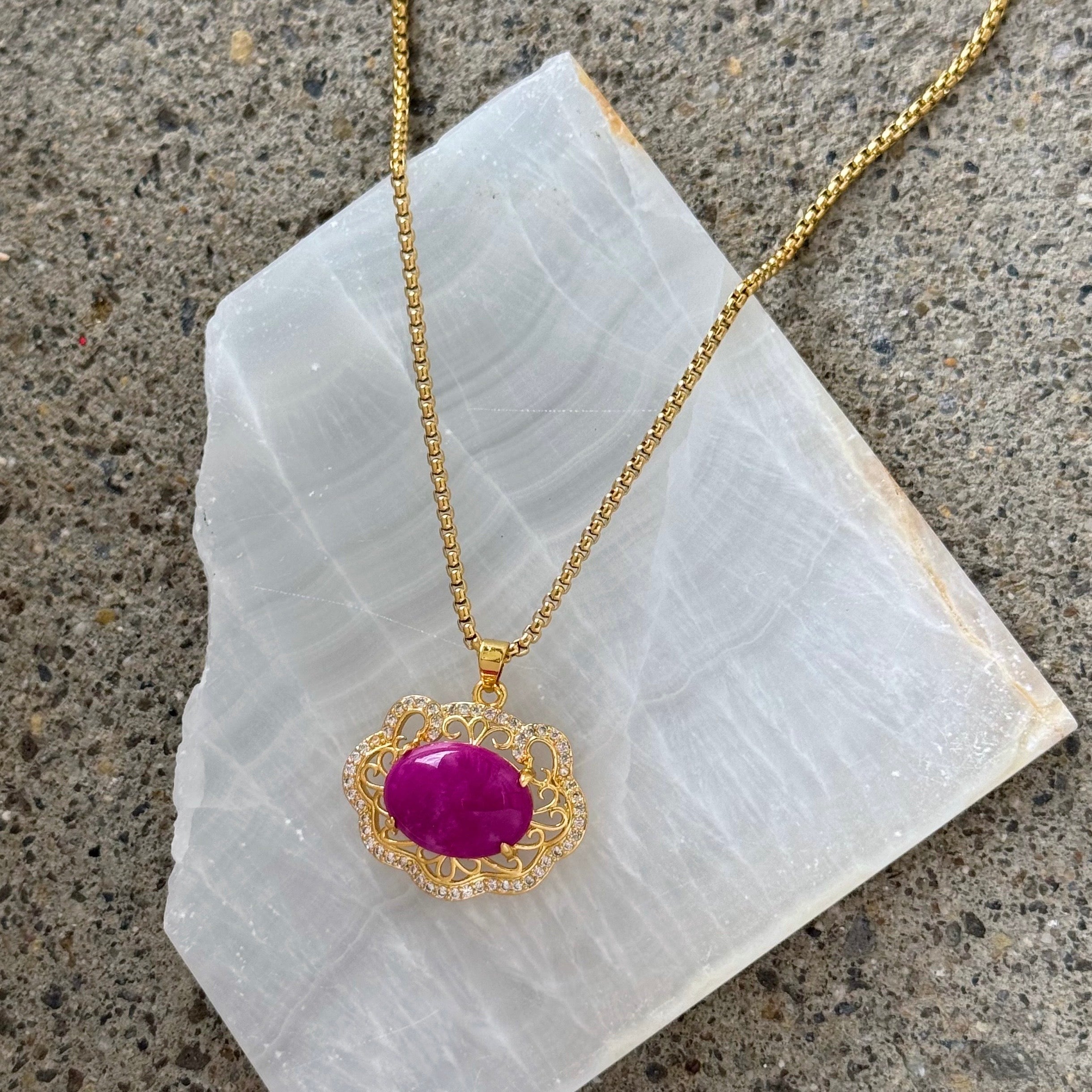 RAINA OVAL FUCHSIA JADE necklace