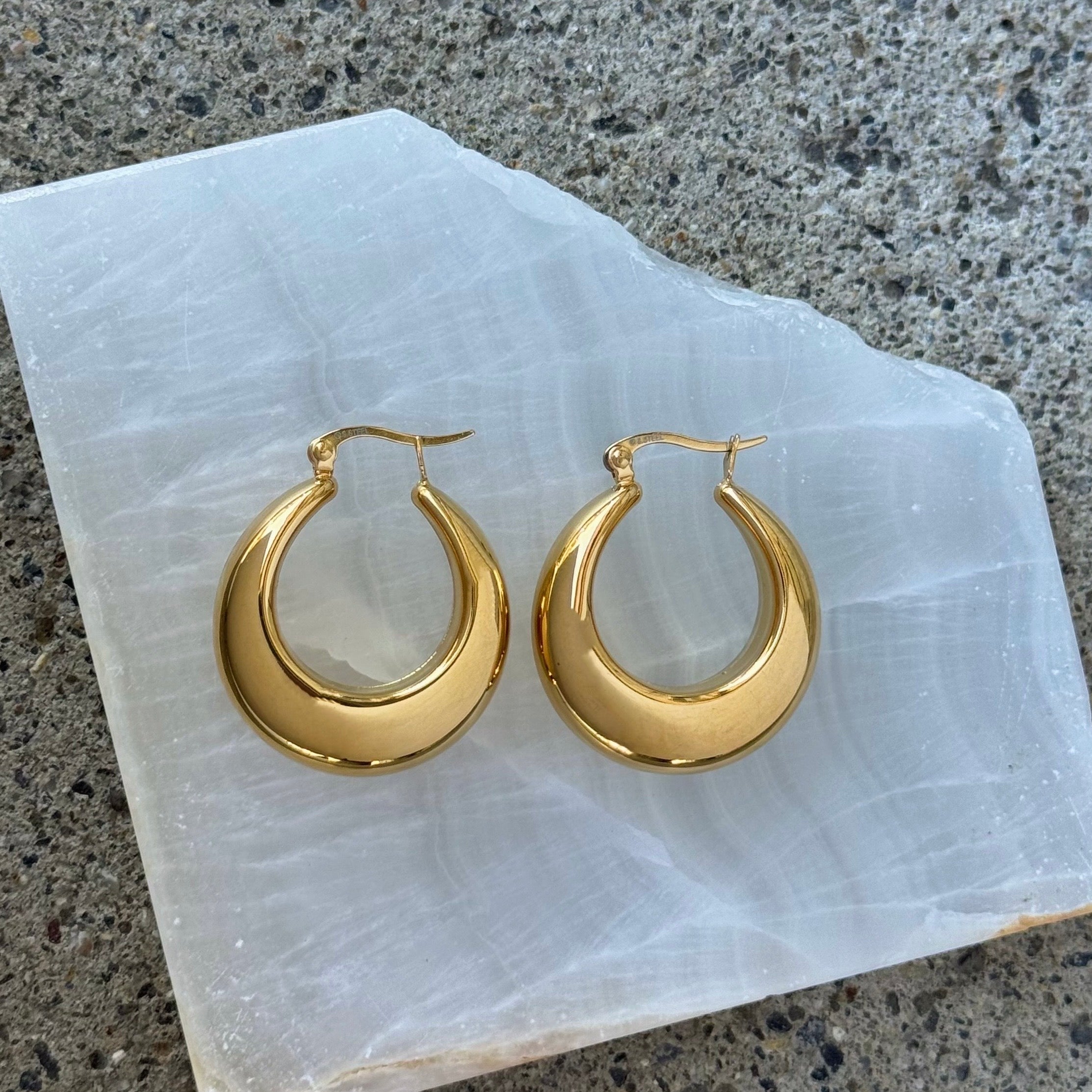 GOLD ABRIANA TAPERED HOOP earrings