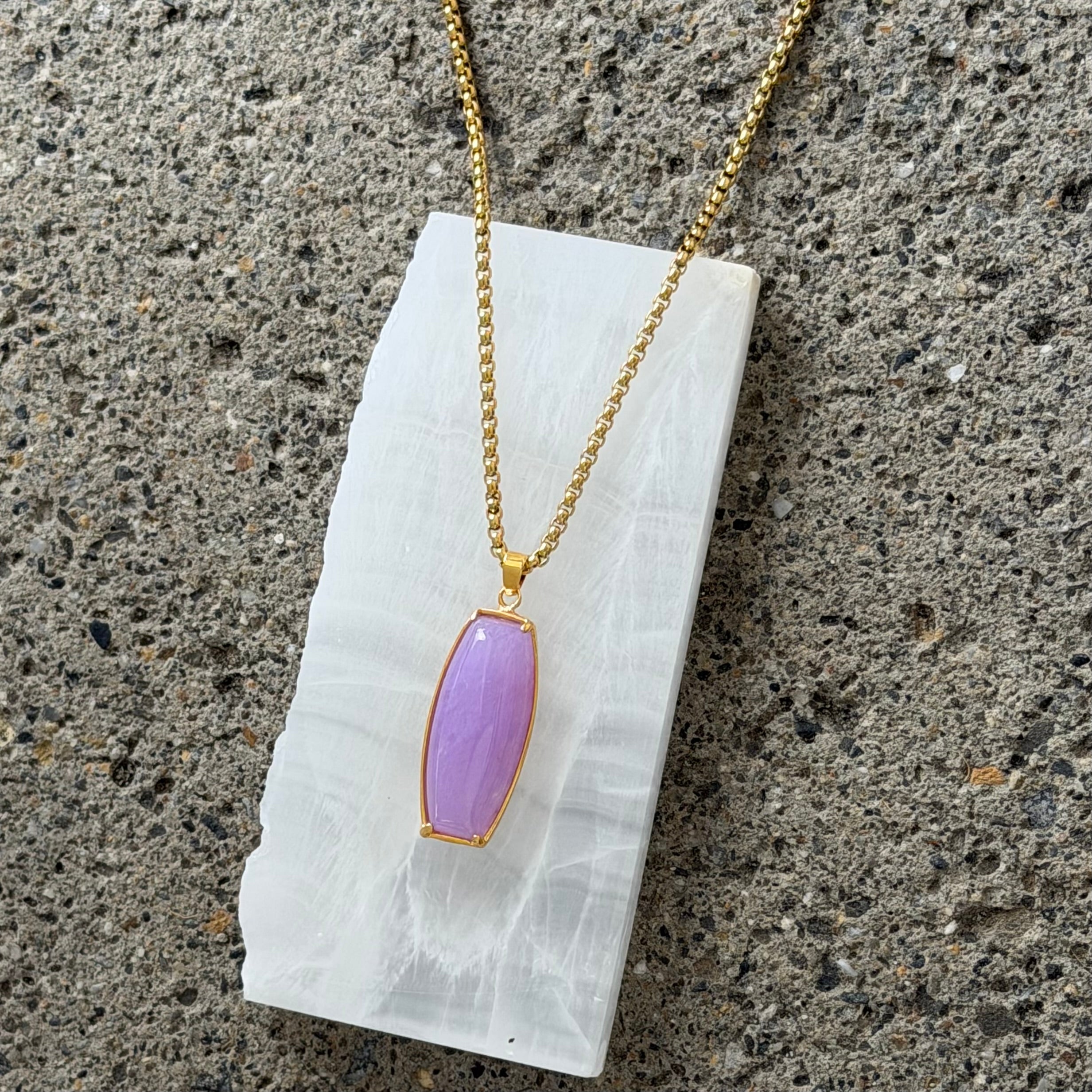 GOLD BAMBOO TREE REVERSIBLE LAVENDER JADE necklace