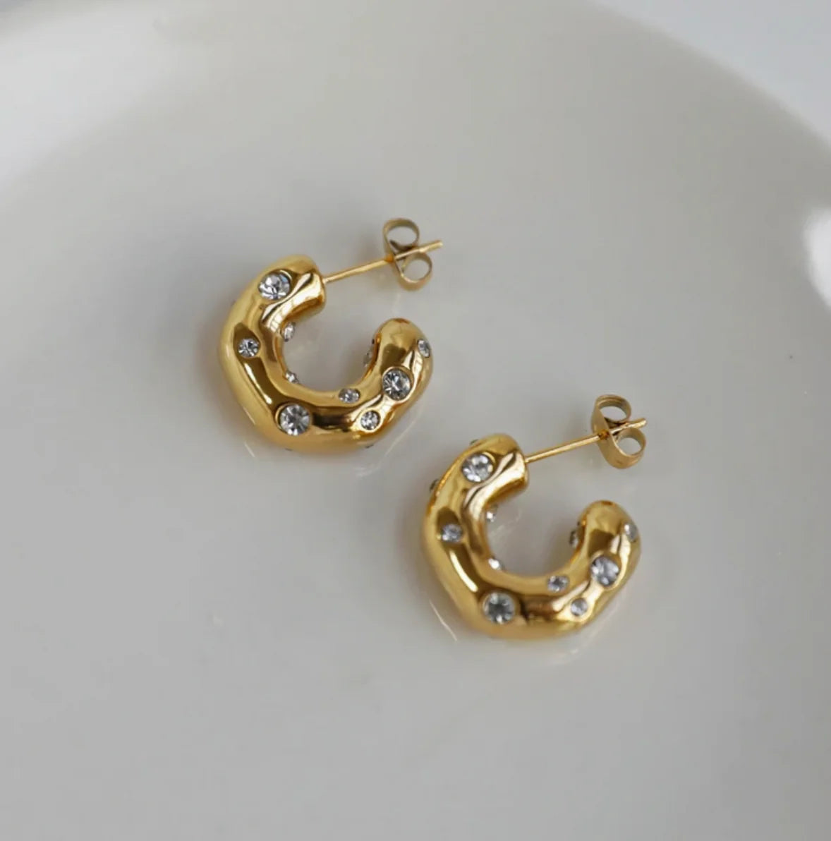 GOLD CHUNKY CRYSTAL earrings