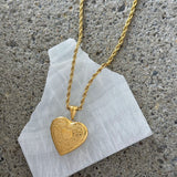 GOLD VINTAGE HEART LOCKET necklace