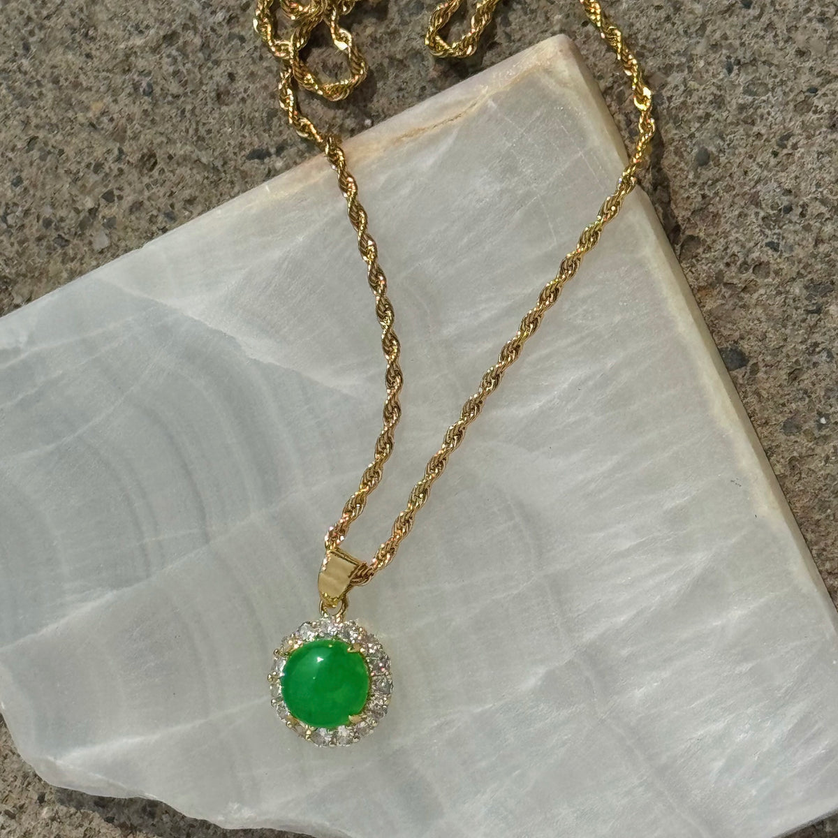 14MM CRYSTAL ROUND GREEN JADE necklace