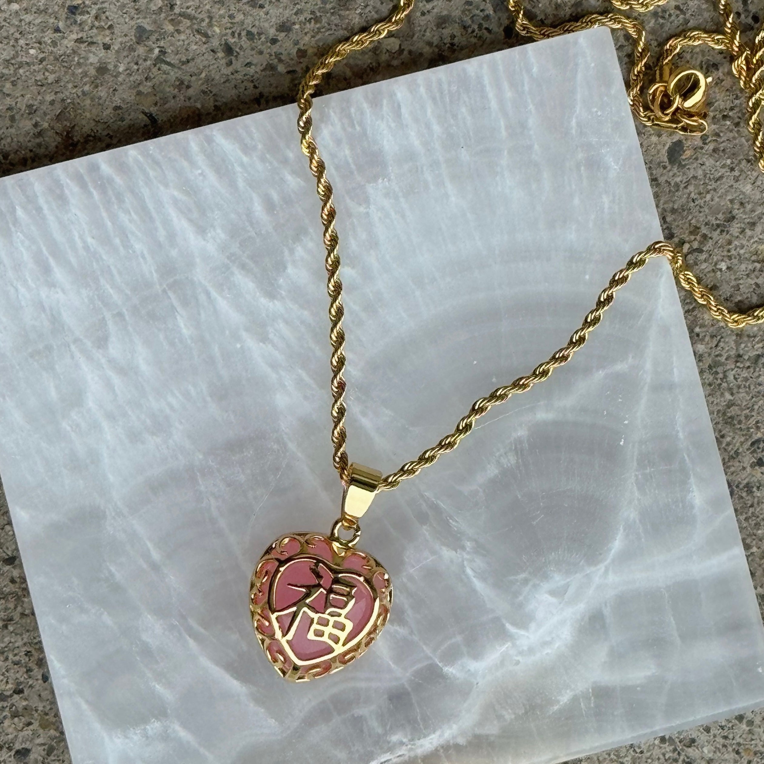 HEART LOVE PINK JADE necklace