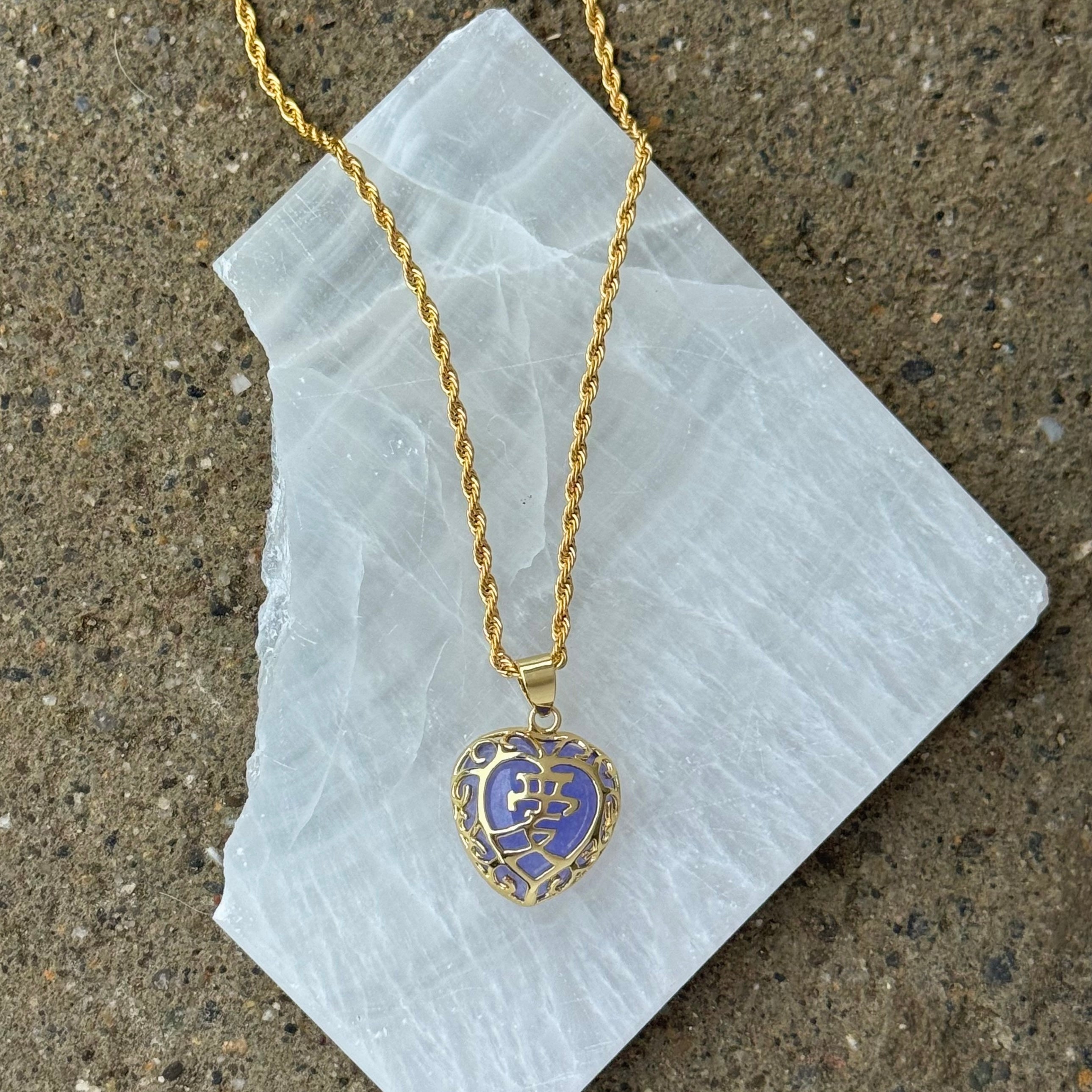 HEART LOVE PURPLE JADE necklace