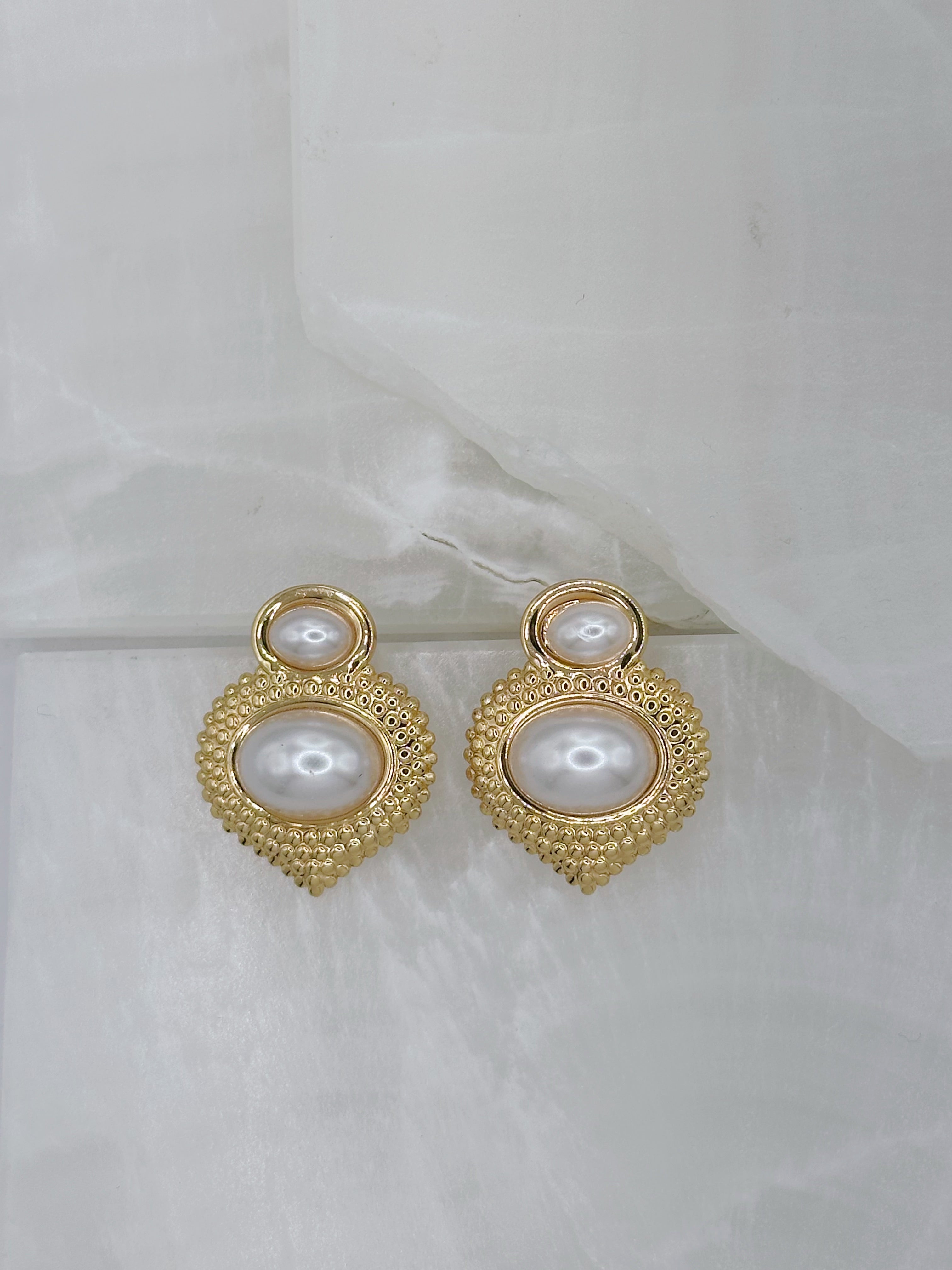 GOLD CHUNKY TEXTURED PEARL earrings