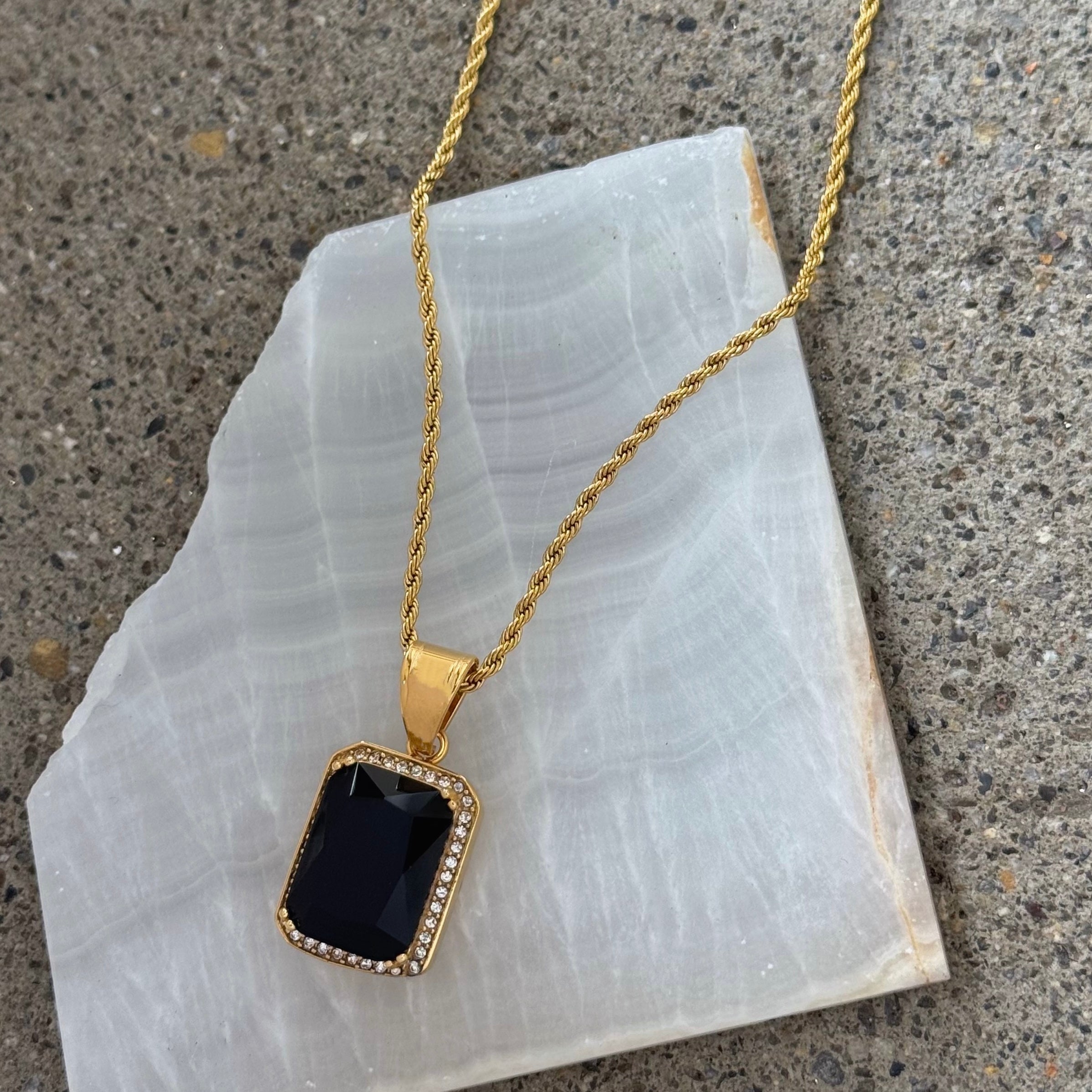 GOLD BLACK ONYX JEWEL necklace
