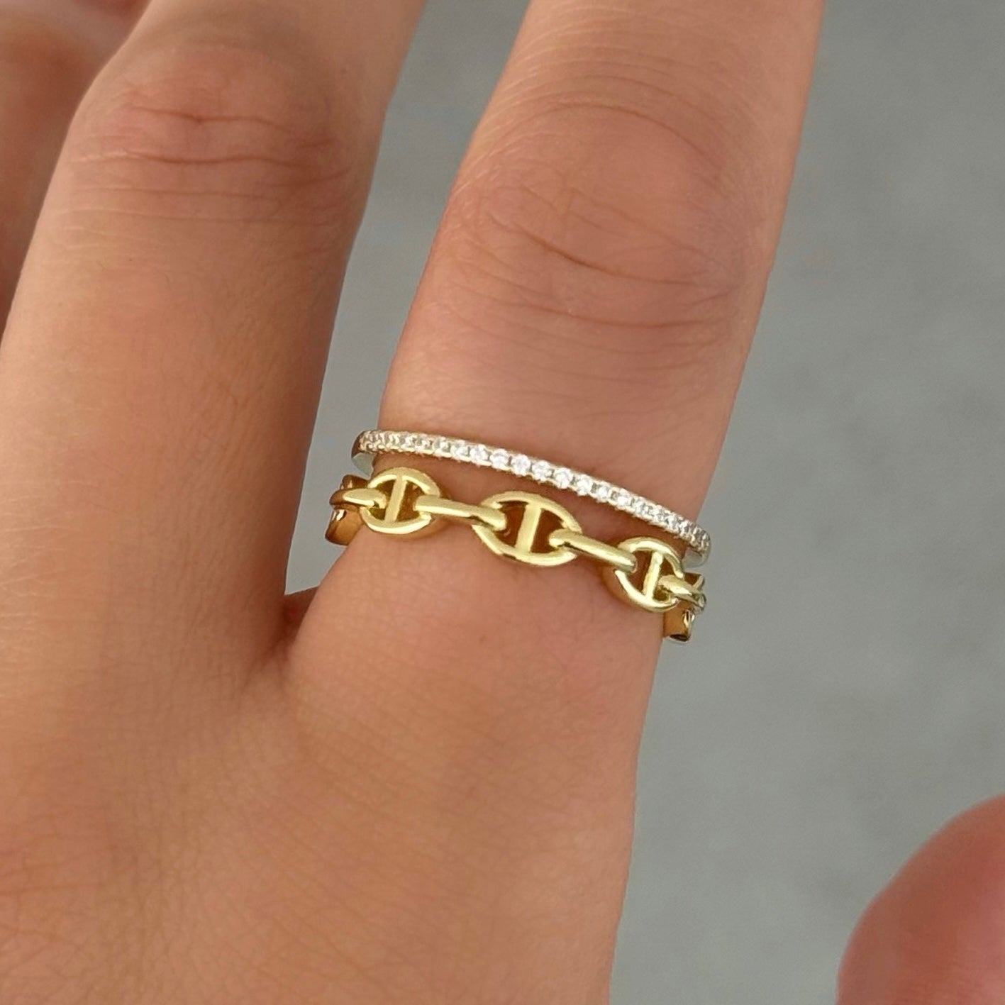 GOLD CRYSTAL & MARINER ring