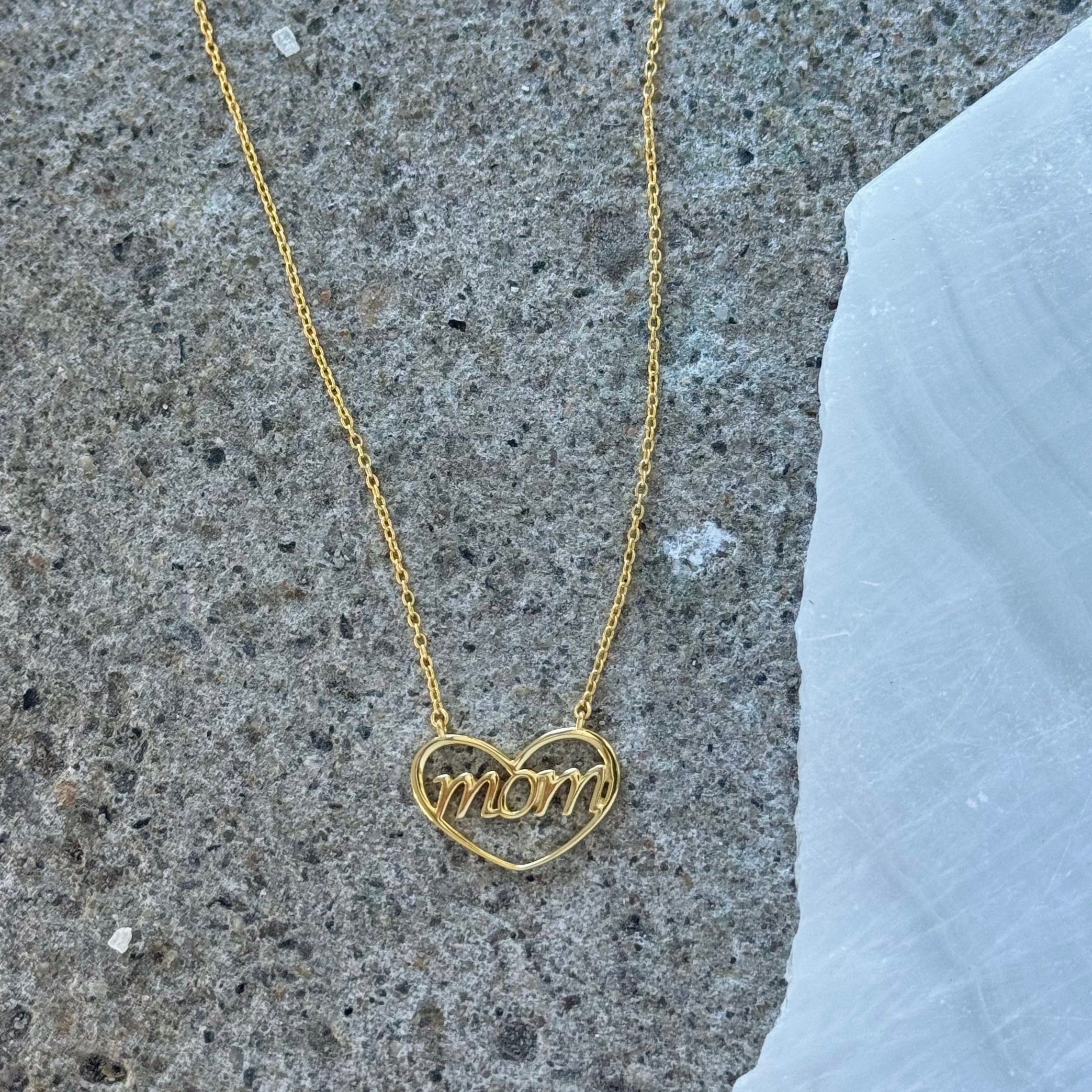 GOLD HEART MOM necklace