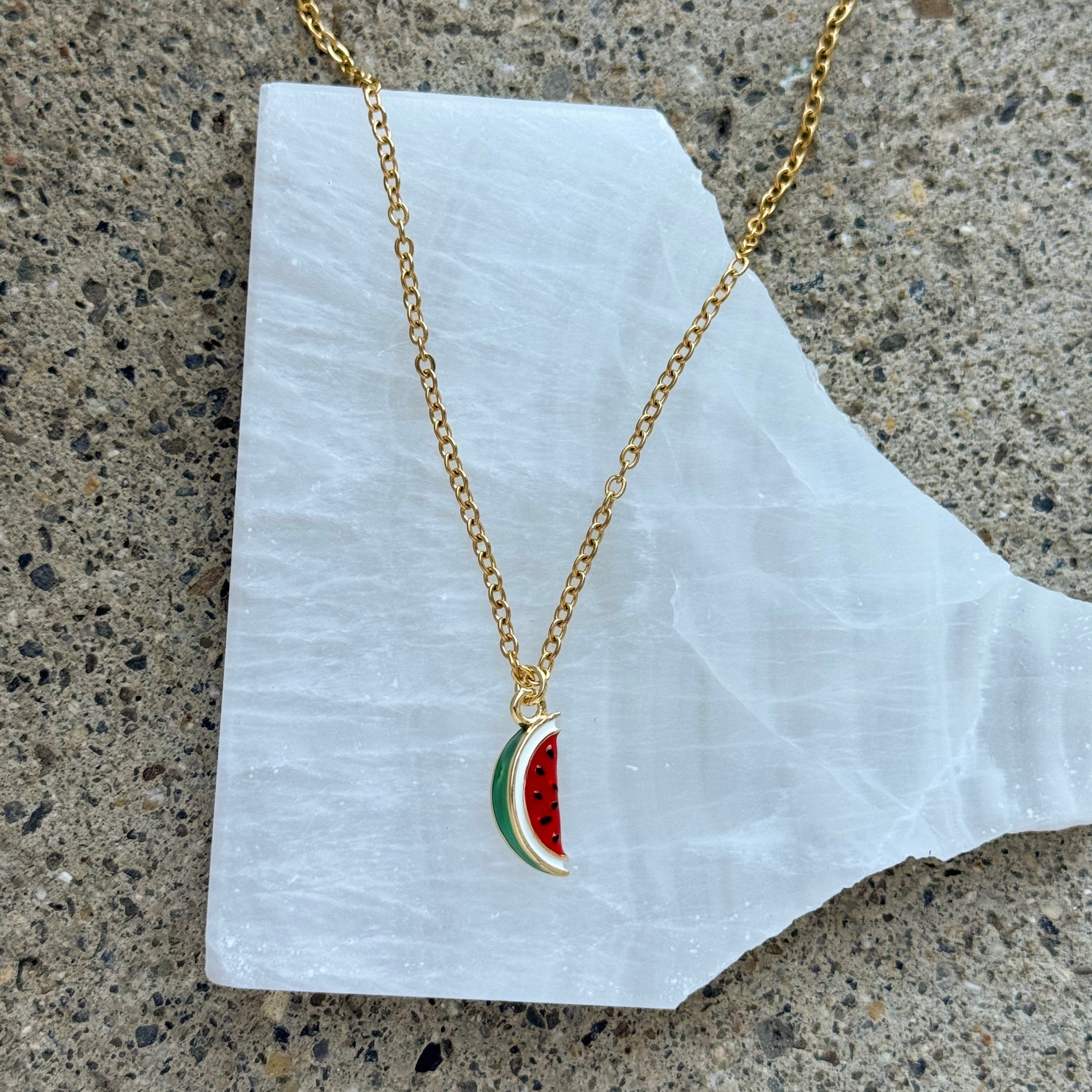 MELON OF RESILIENCE necklace