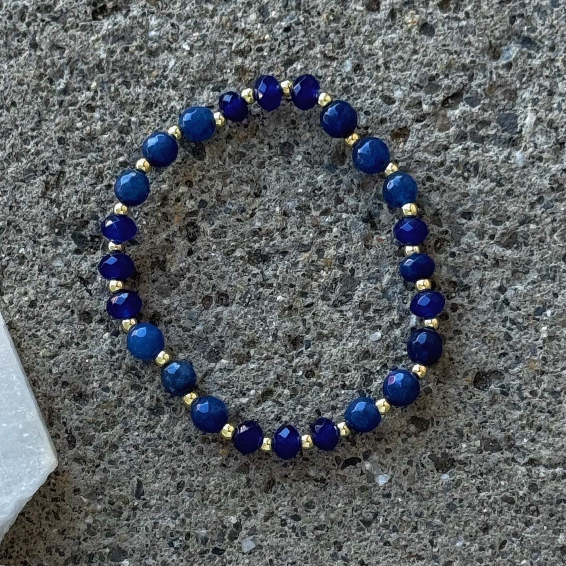 LAPIS LAZULI GOLD ROUND BEADED bracelet