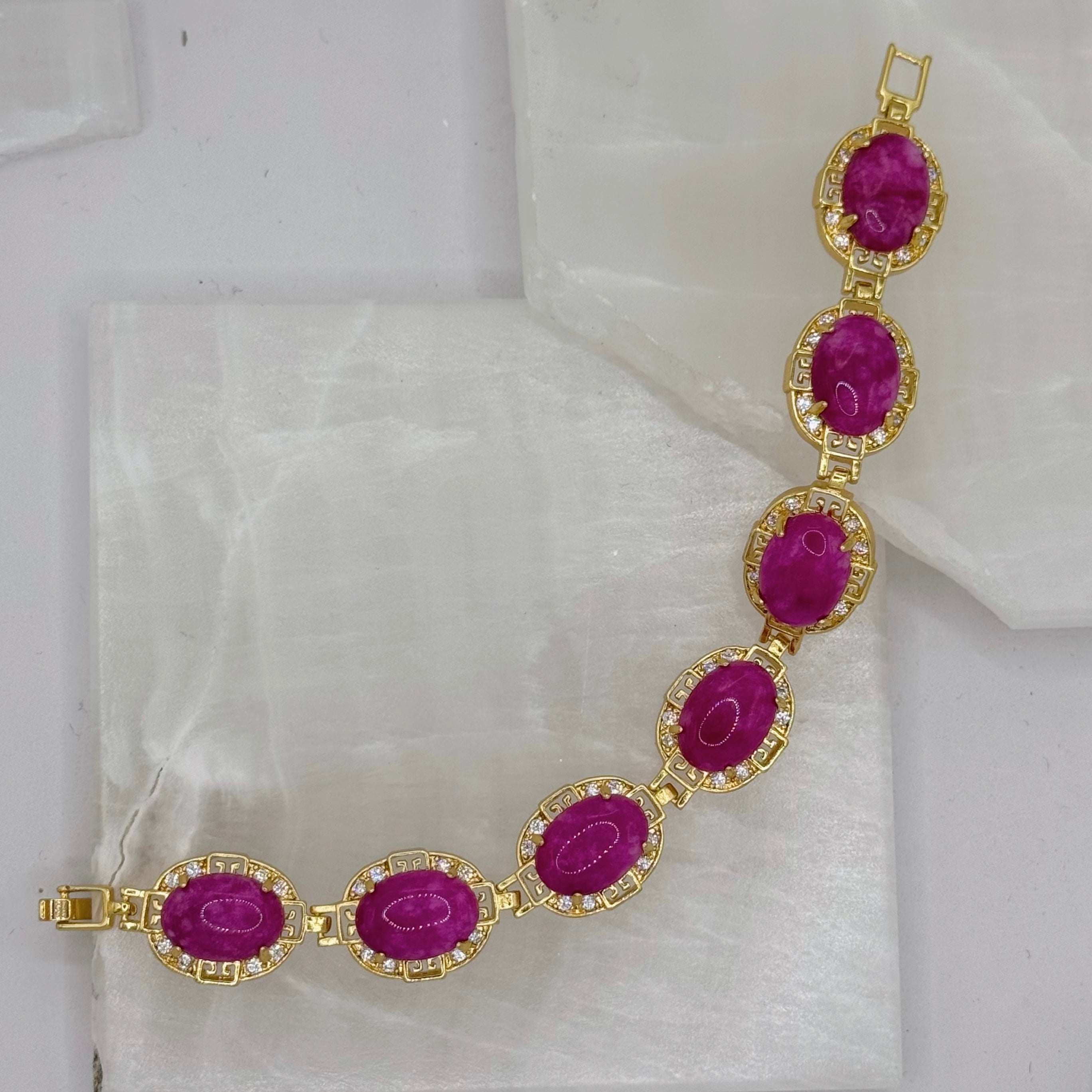 CHUNKY OVAL FUCHSIA JADE bracelet
