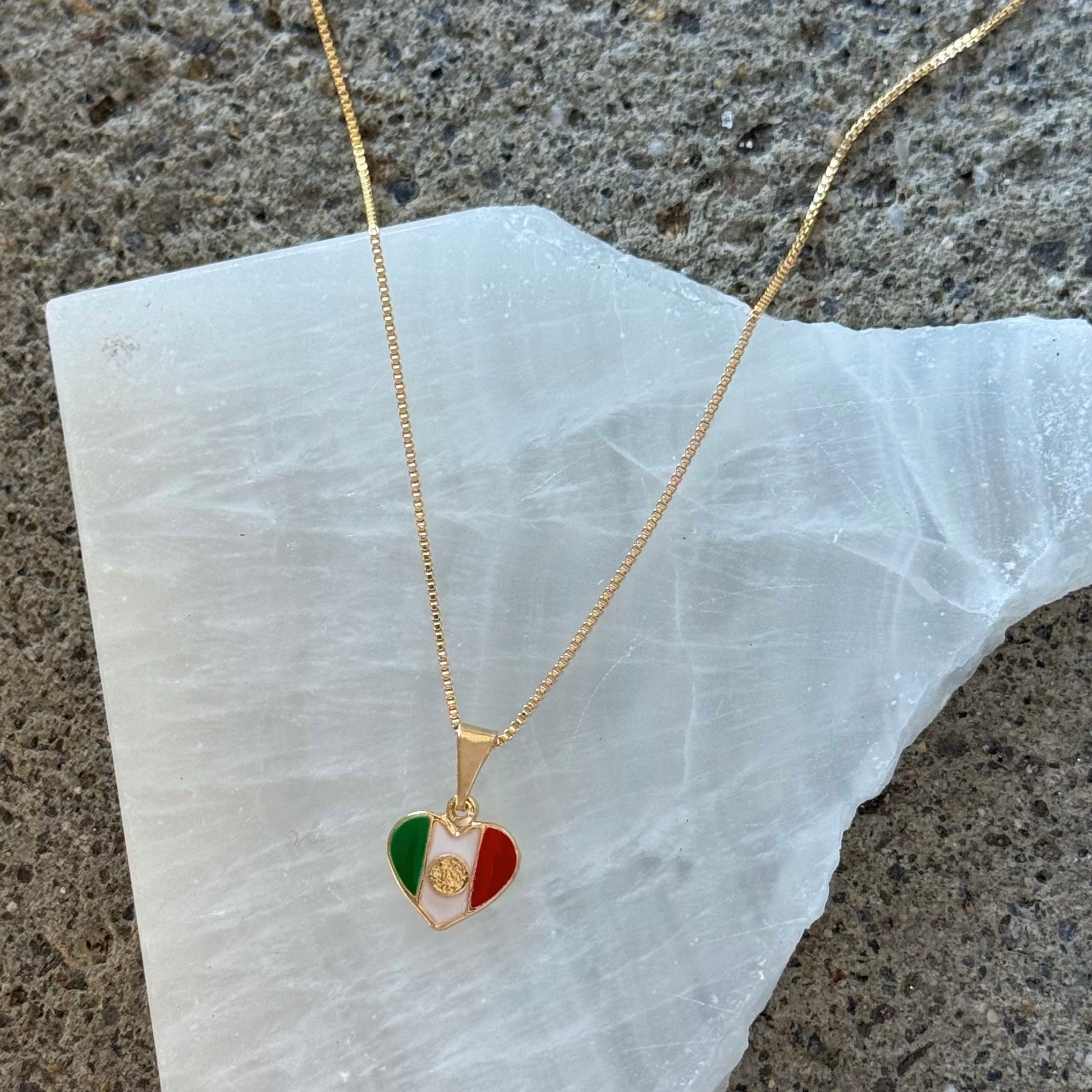 GOLD HEART MEXICO SUPER MINI necklace
