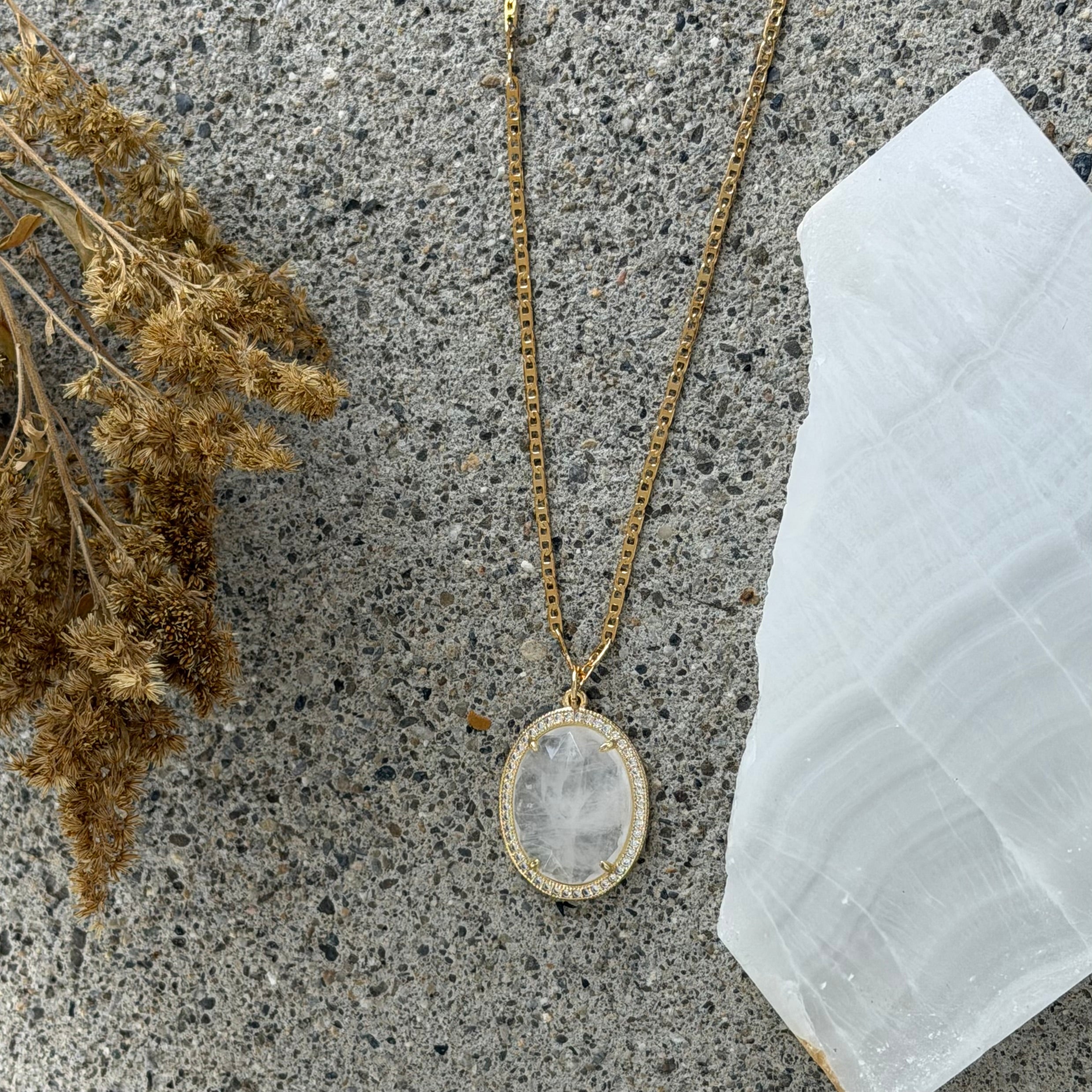 CRYSTAL OVAL DIAMOND CUT WHITE QUARTZ necklace