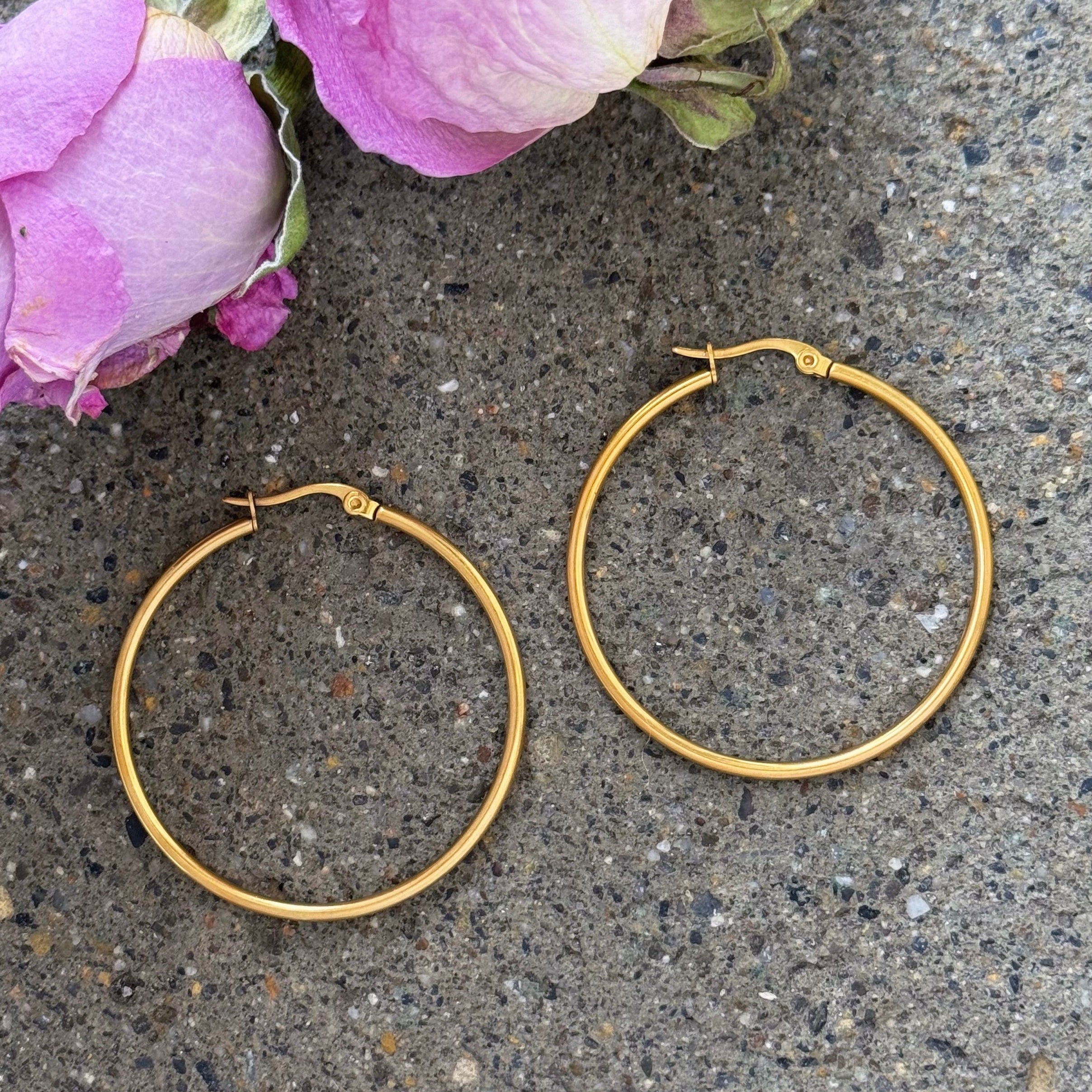 40MM GOLD THIN HOOP earrings