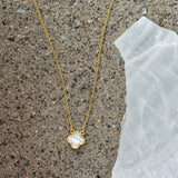 GOLD MOTHER OF PEARL FLORA SUPER MINI necklace