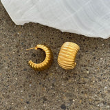 GOLD CHUNKY RIDGES HOOP earrings