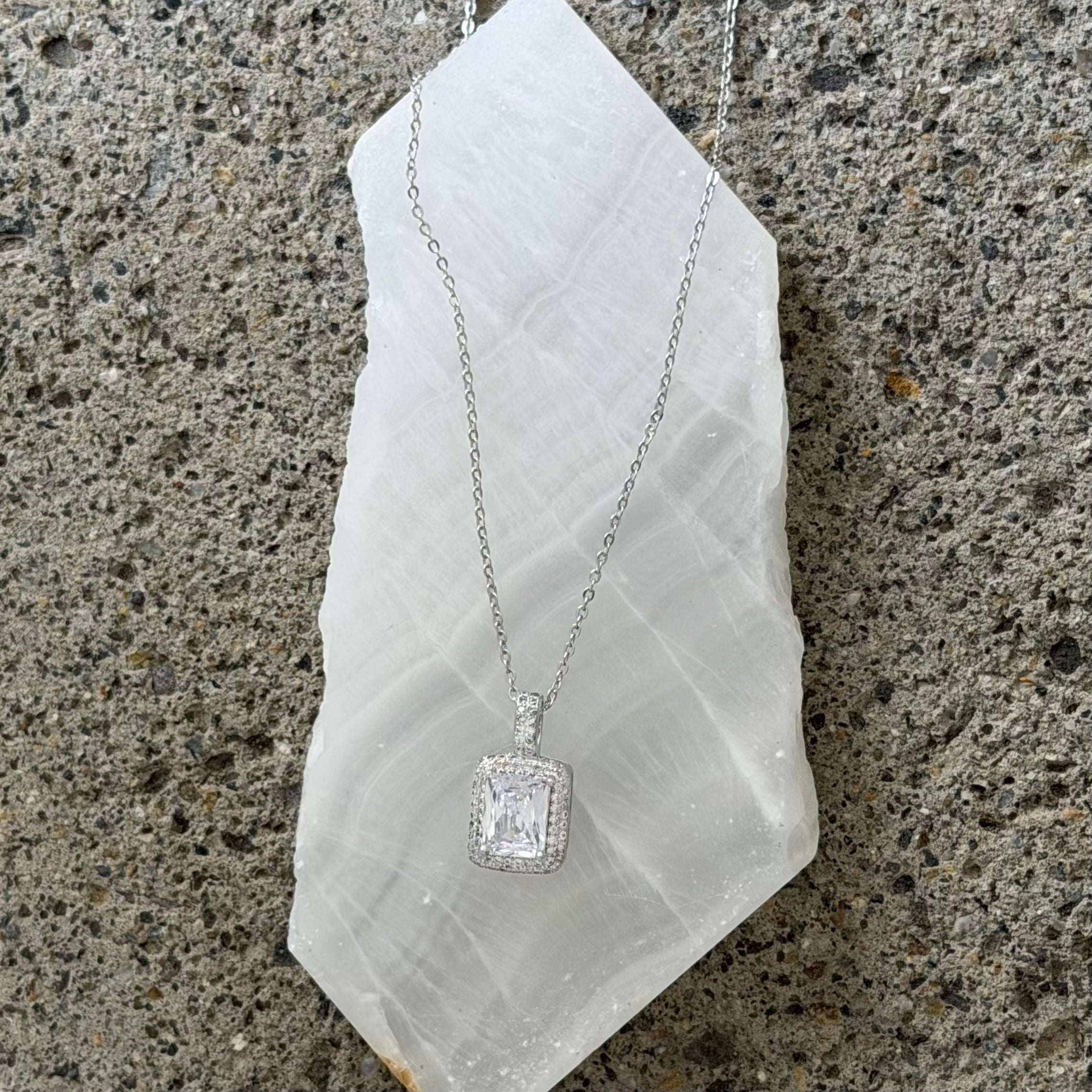 SILVER CRYSTAL CUSHION CUT JEWEL necklace