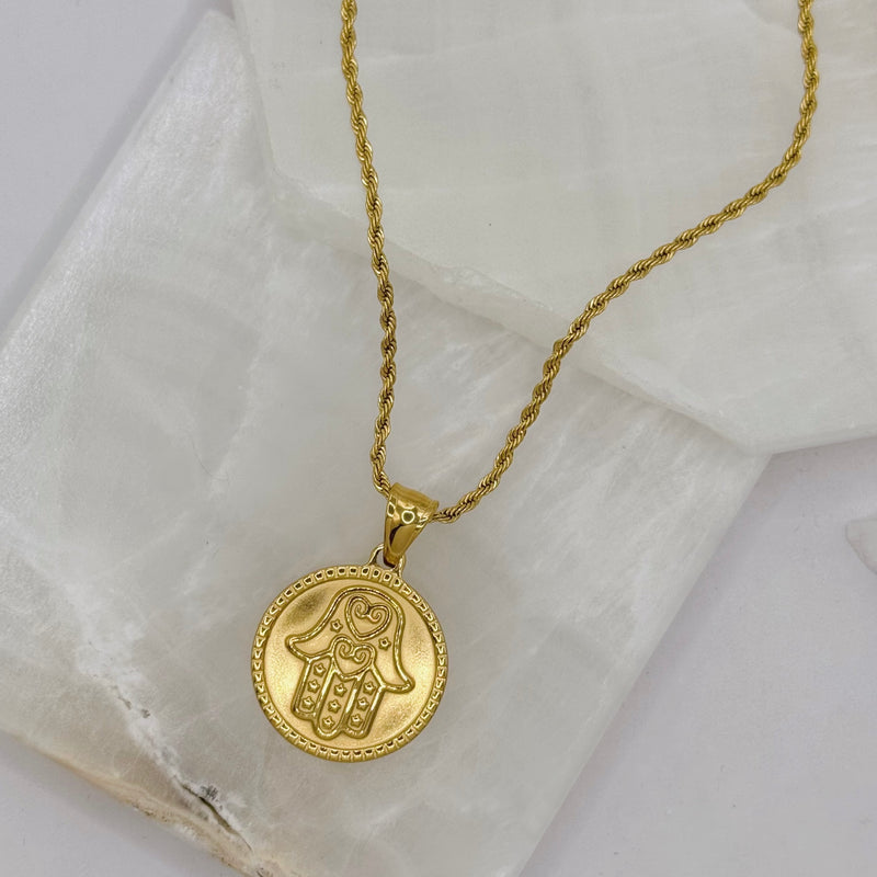 GOLDEN HAMSA LOVE necklace