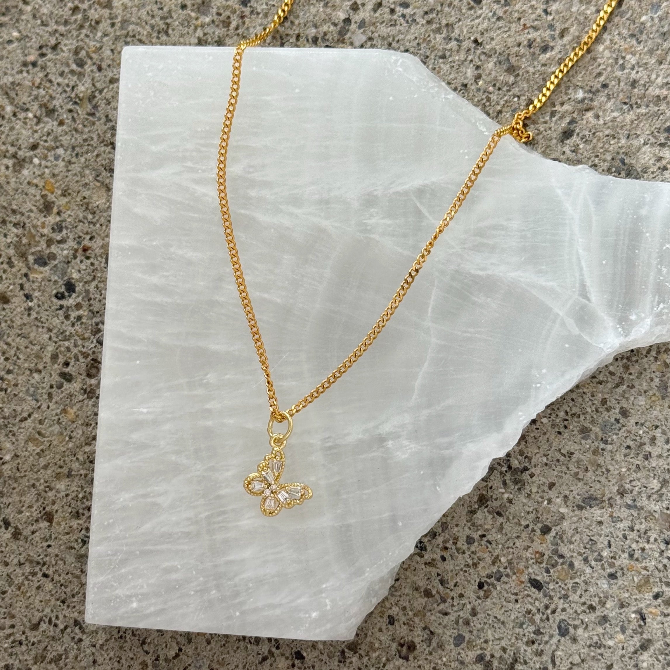GOLDEN CRYSTAL BUTTERFLY SUPER MINI necklace