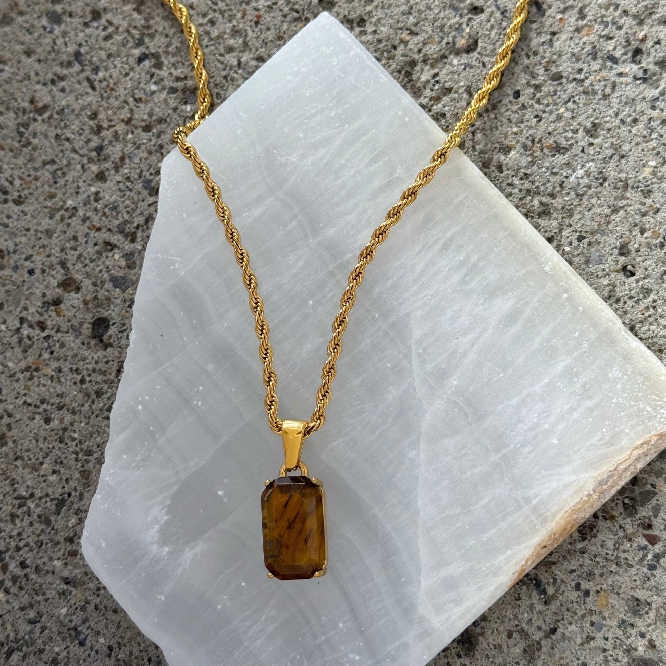 GOLD TIGERS EYE GEMCUT necklace