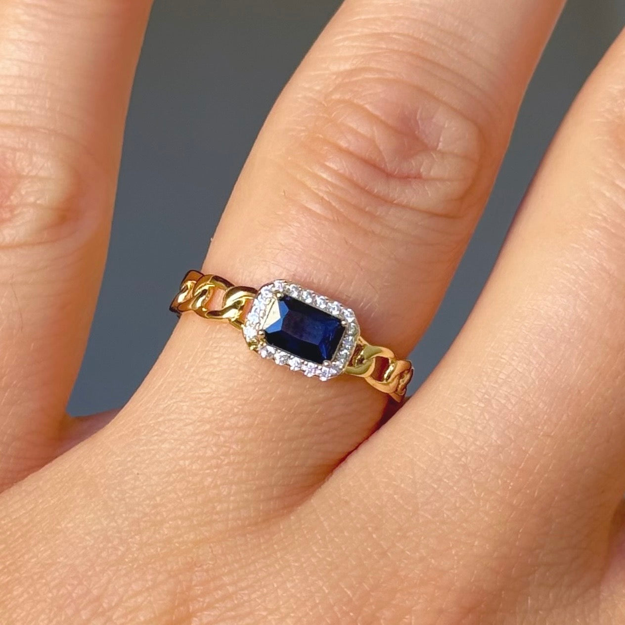 GOLD BLUE SAPPHIRE CUBAN ring