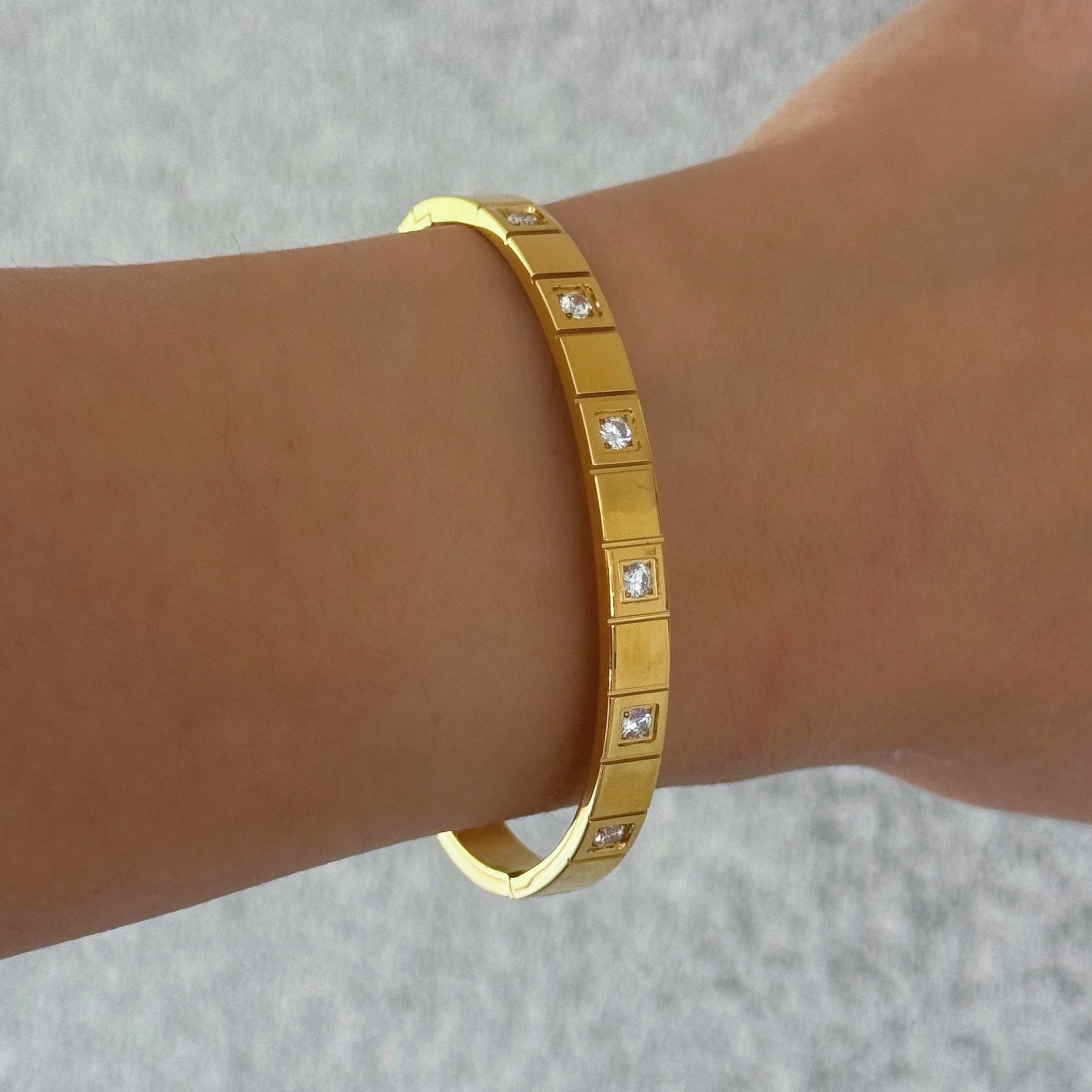 GOLD CRYSTAL SQUARES bangle