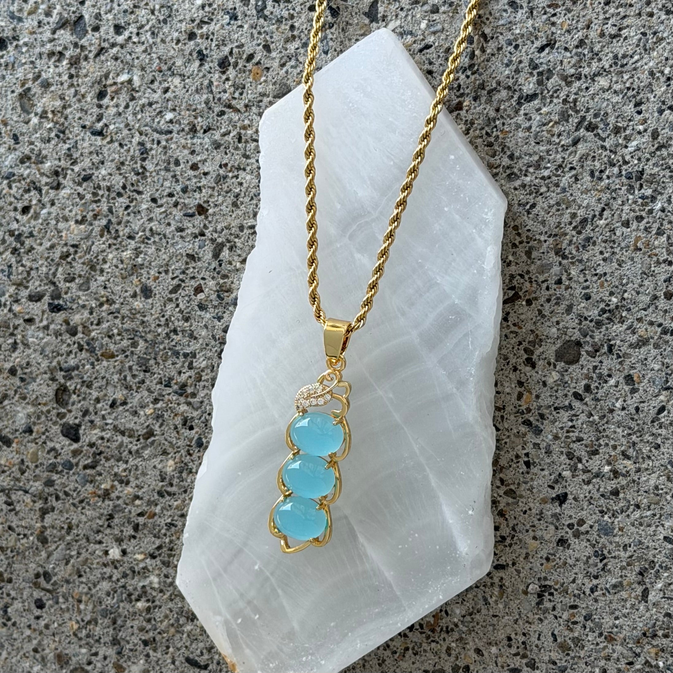 JEDEN LIGHT BLUE JADE necklace
