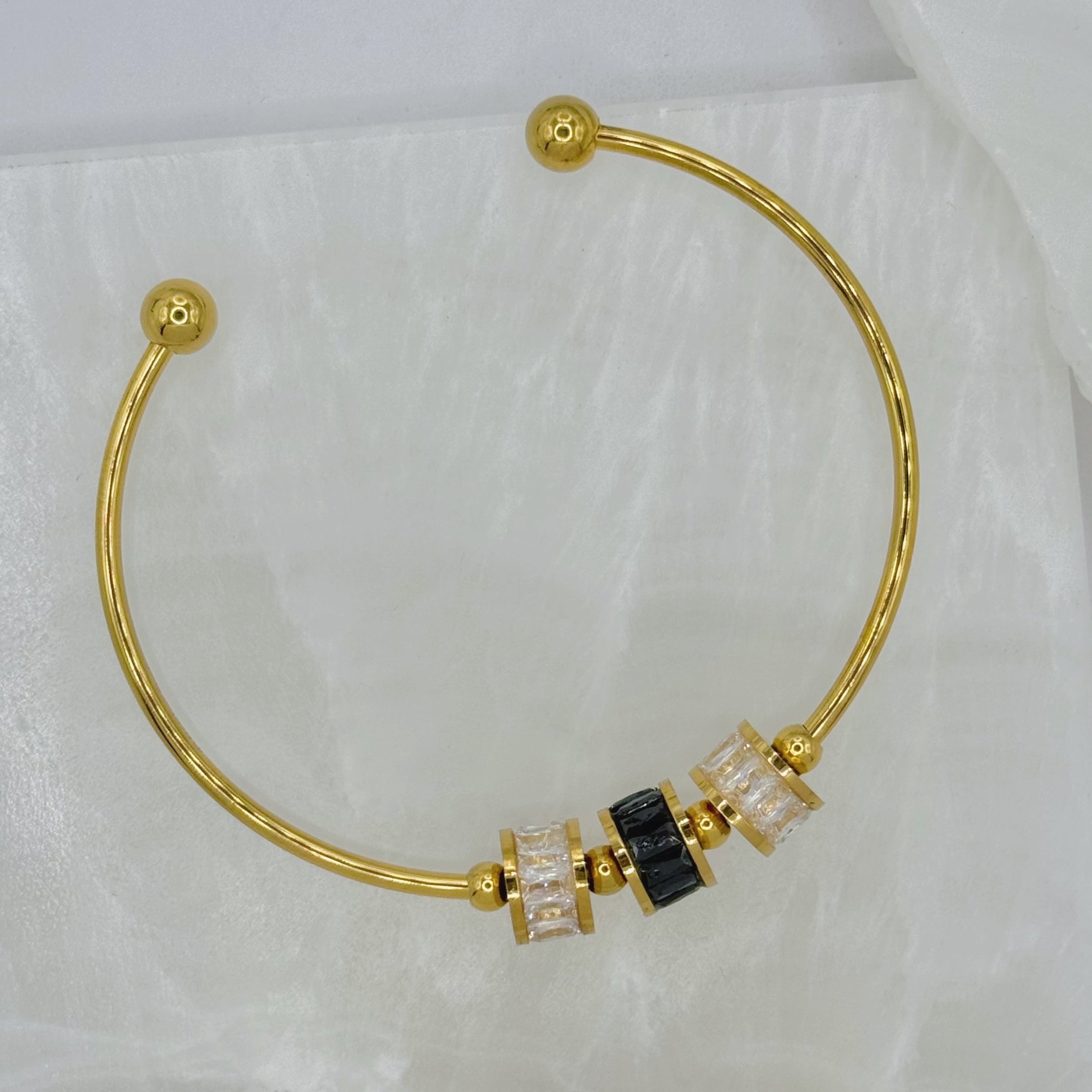 GOLD CRYSTAL TIANA bangle