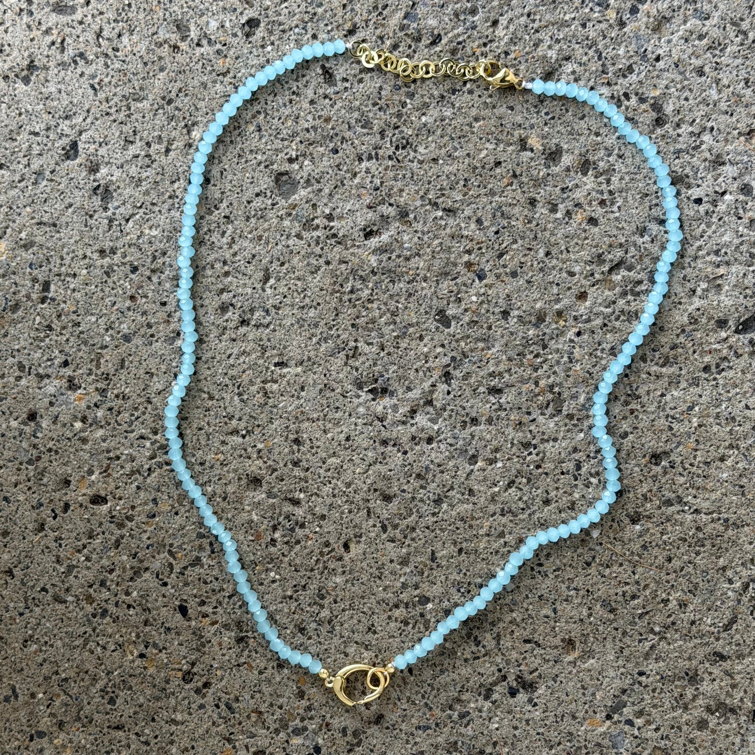 AQUAMARINE BEADED CHARM CLASP necklace