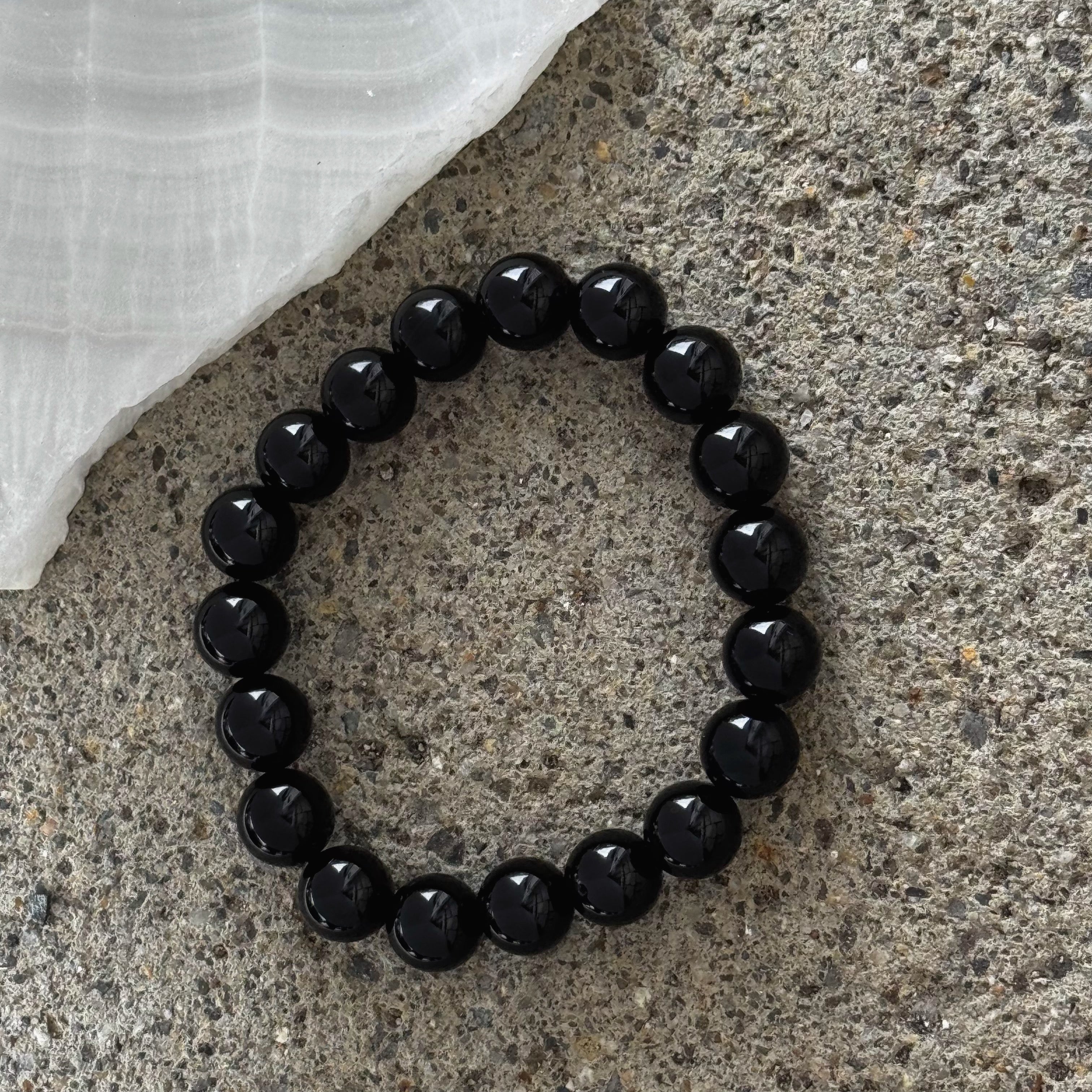 10MM BLACK TOURMALINE 10MM BEADED bracelet