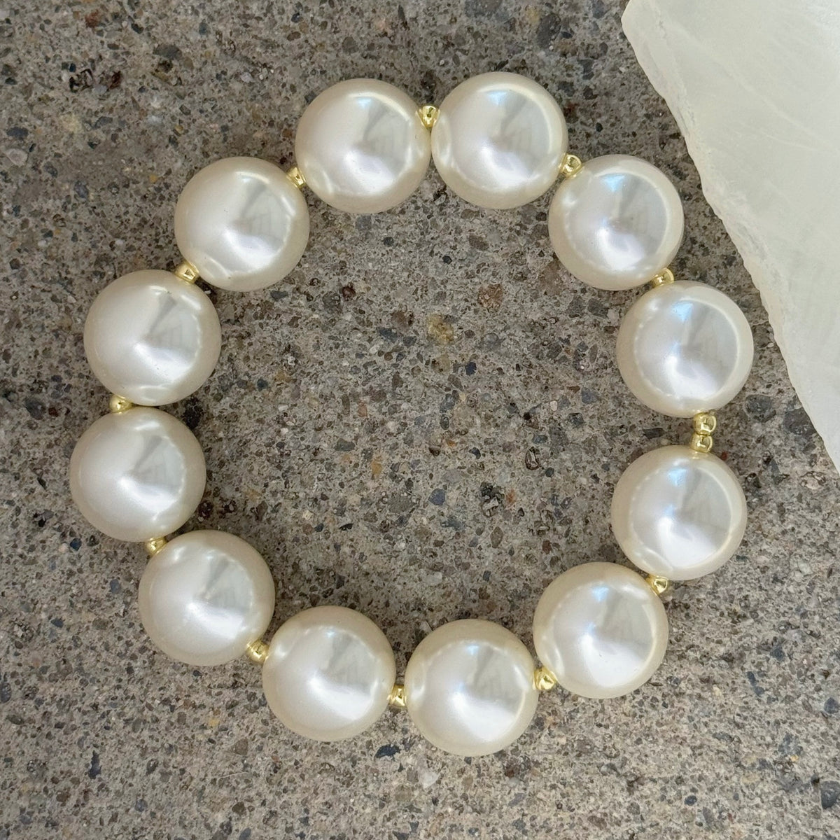 16MM ROUND PEARL BEADED bracelet