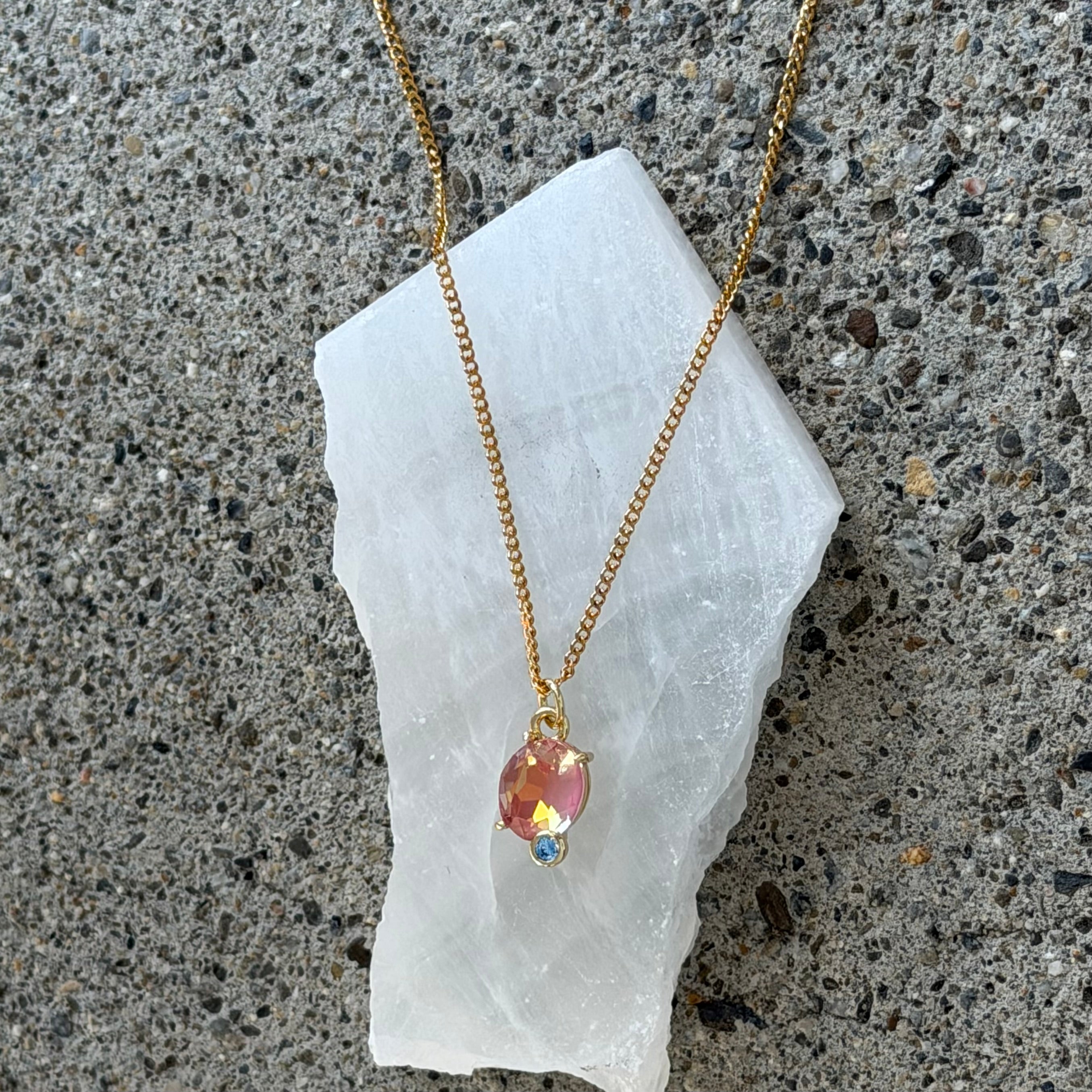 PINK TOURMALINE OVAL CRYSTAL necklace