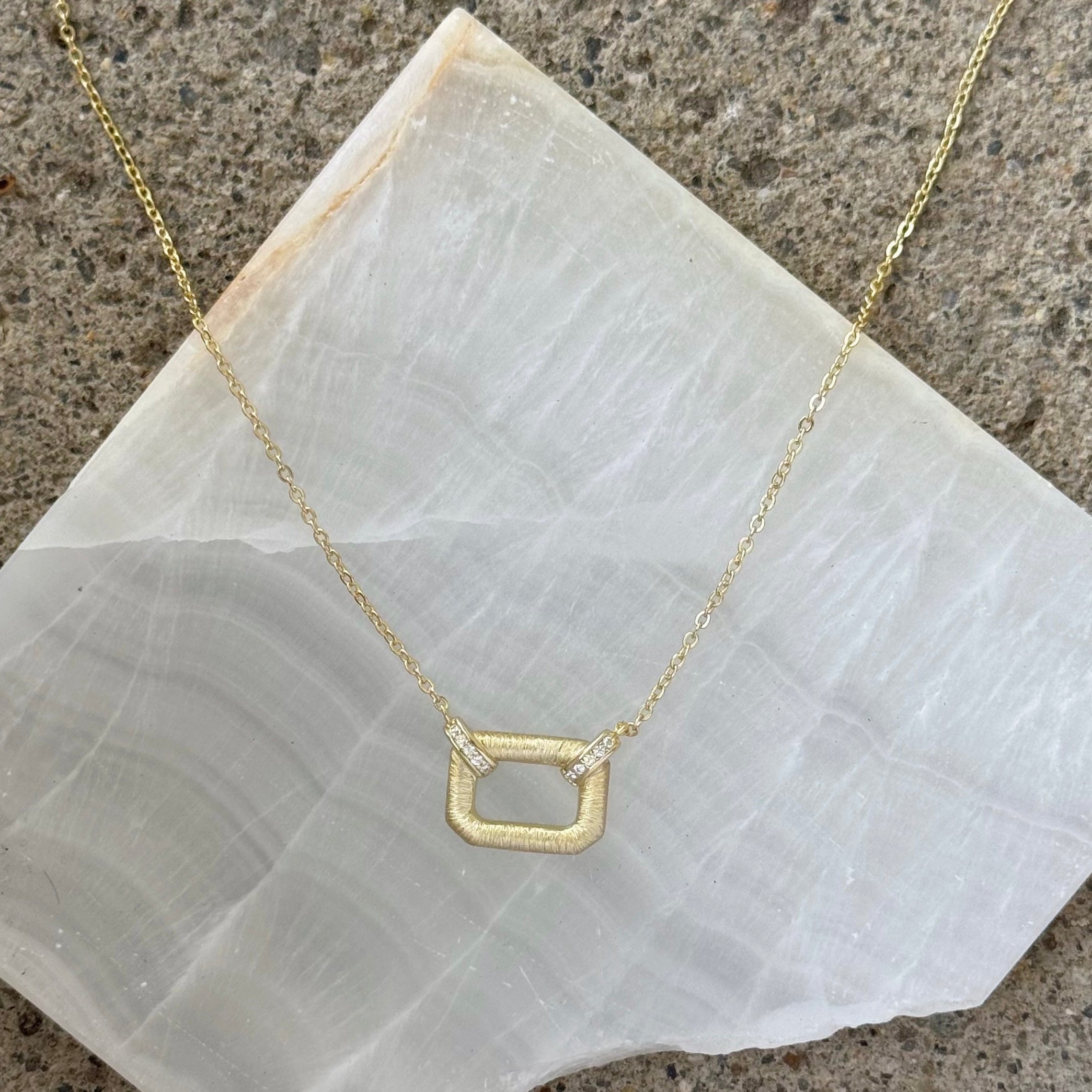 GOLD BRUSHED MAYA necklace