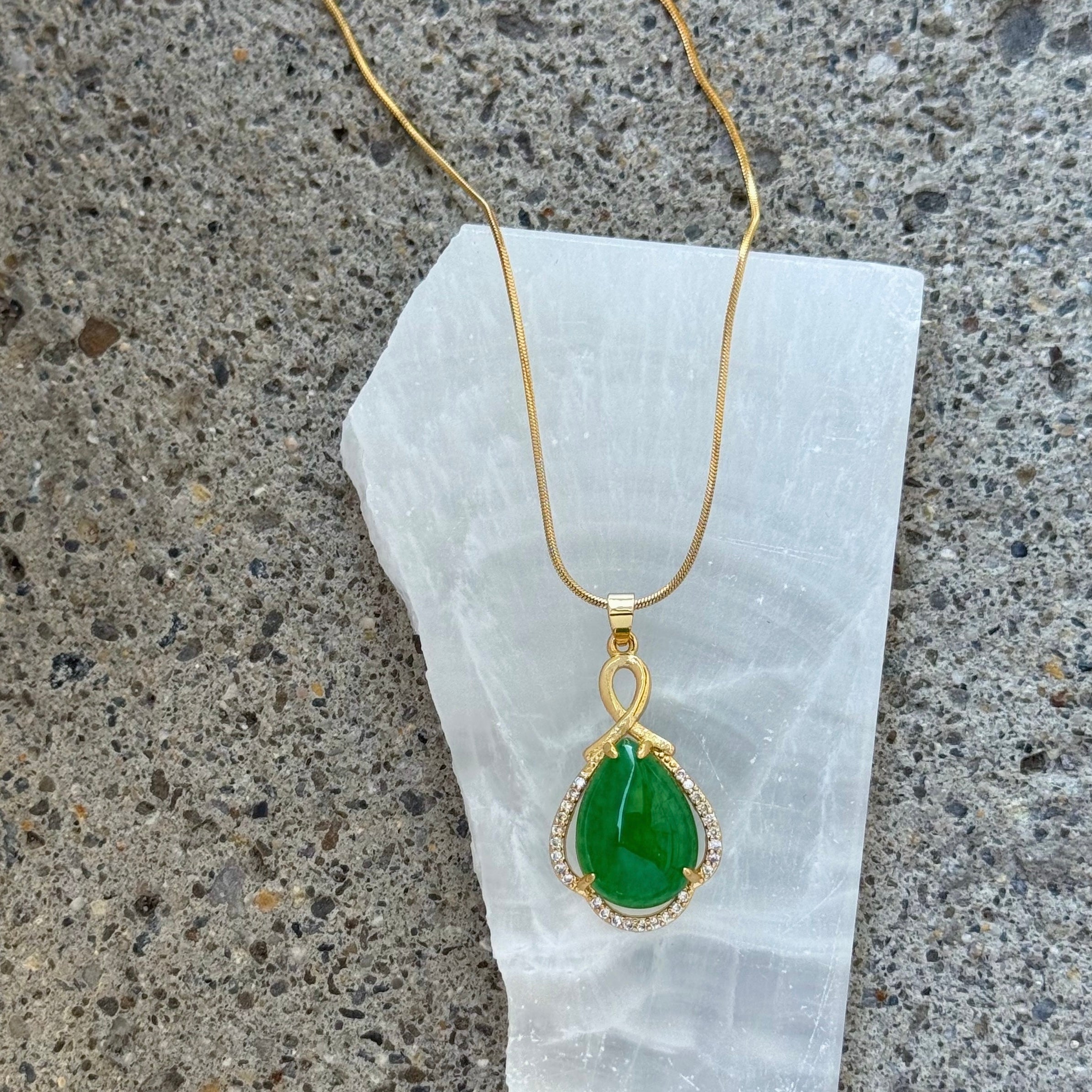 HAYA TEARDROP GREEN JADE necklace