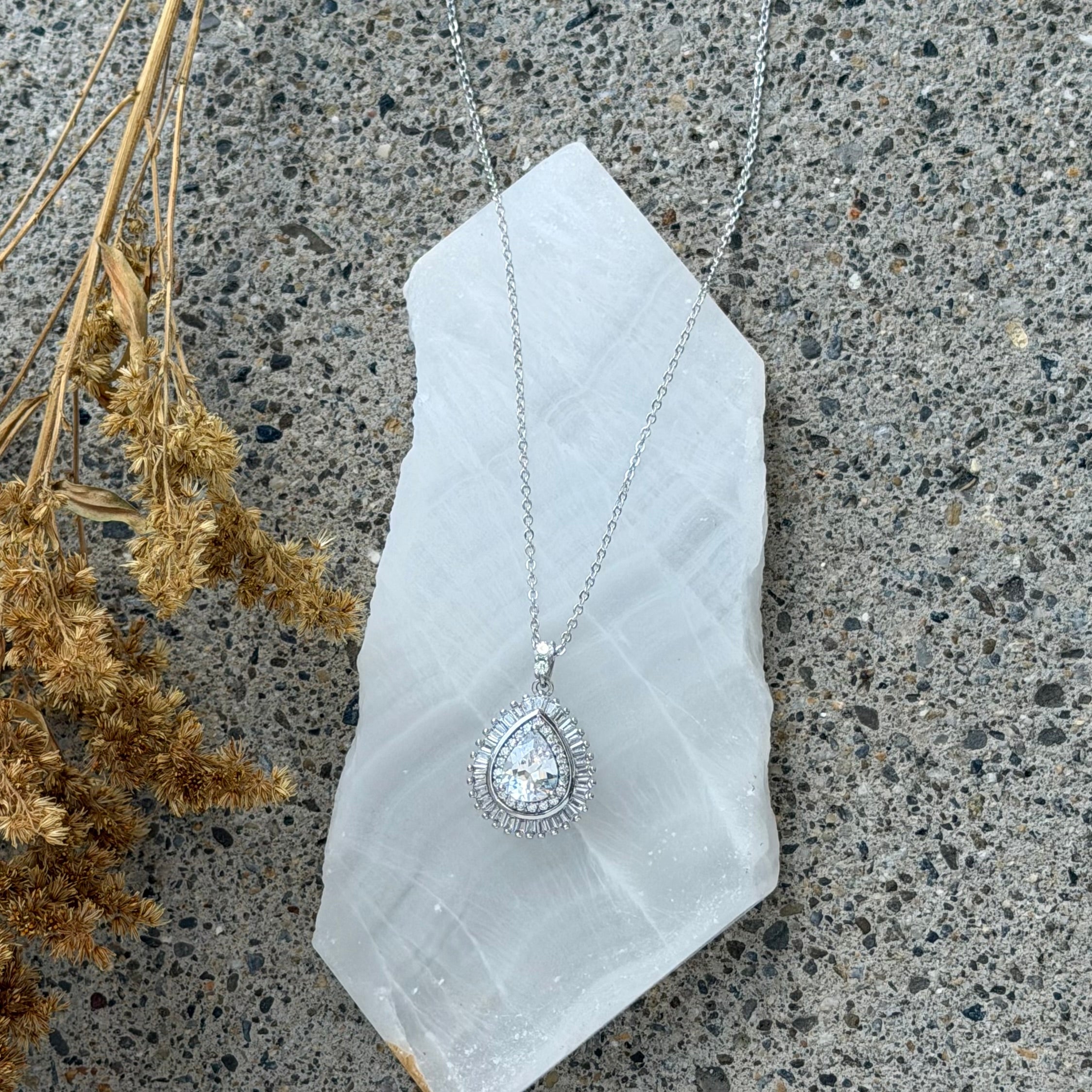 HALO TEARDROP CRYSTAL necklace