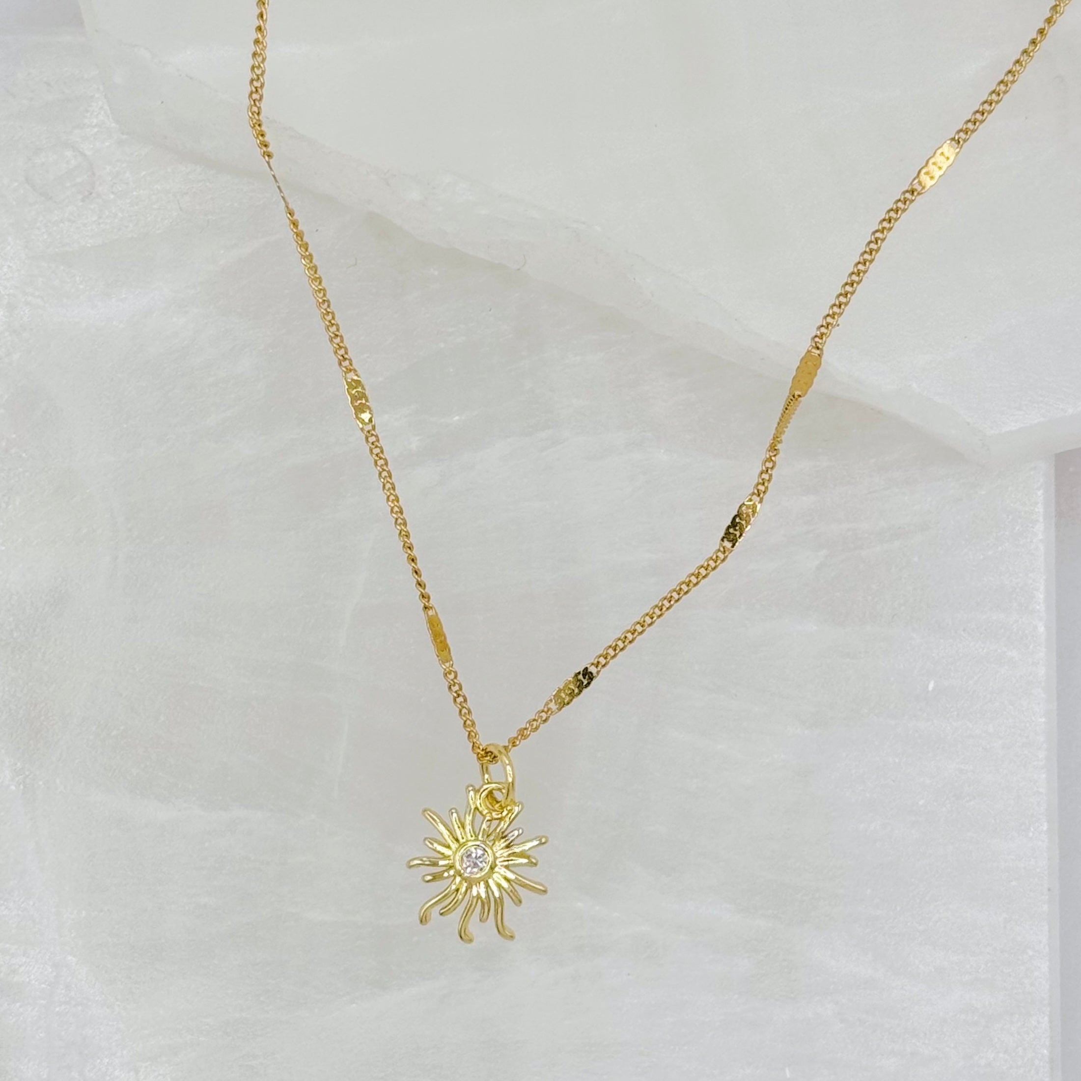 GOLDEN SUN CRYSTAL BEZEL SUPER MINI necklace