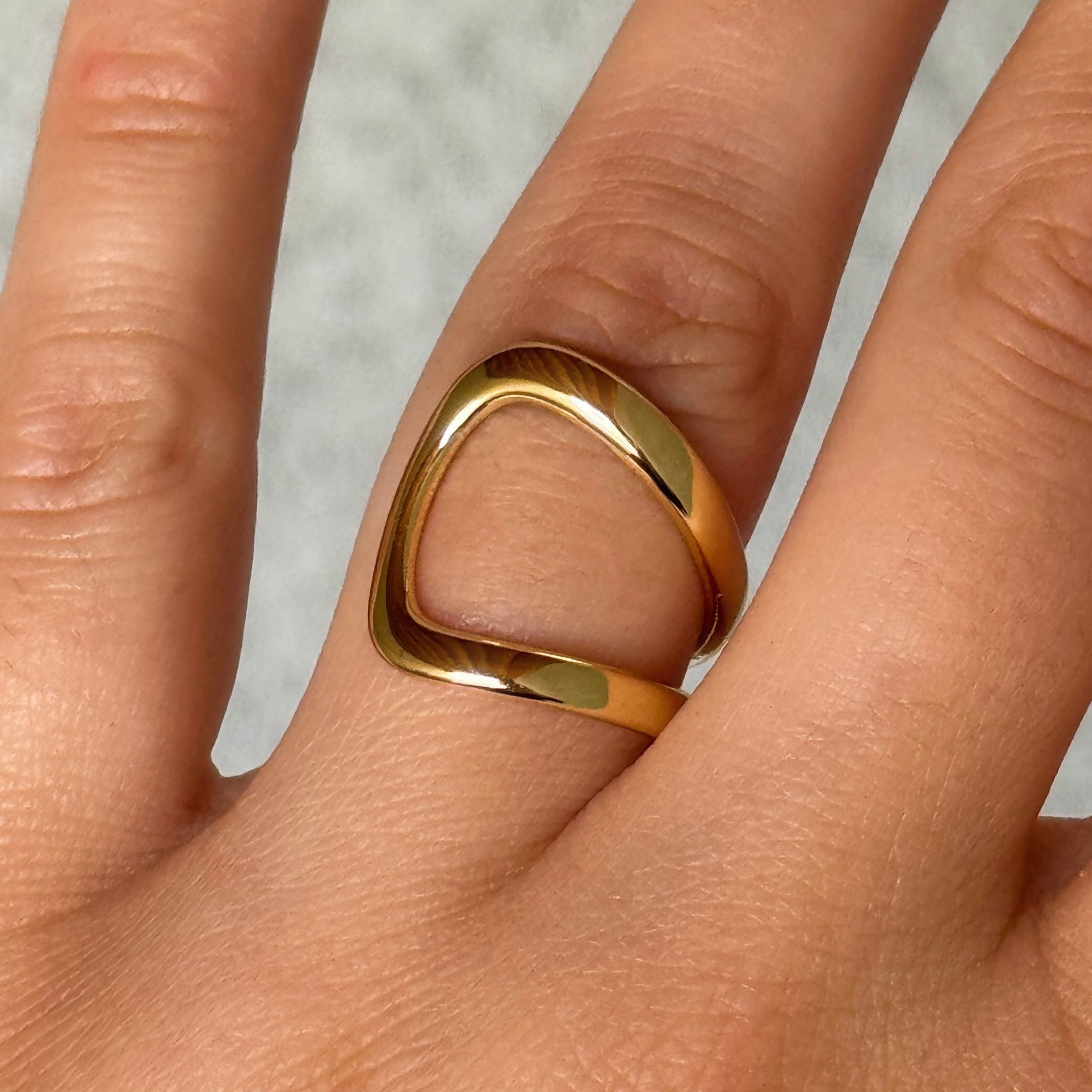 GOLD STEEL ORA ring