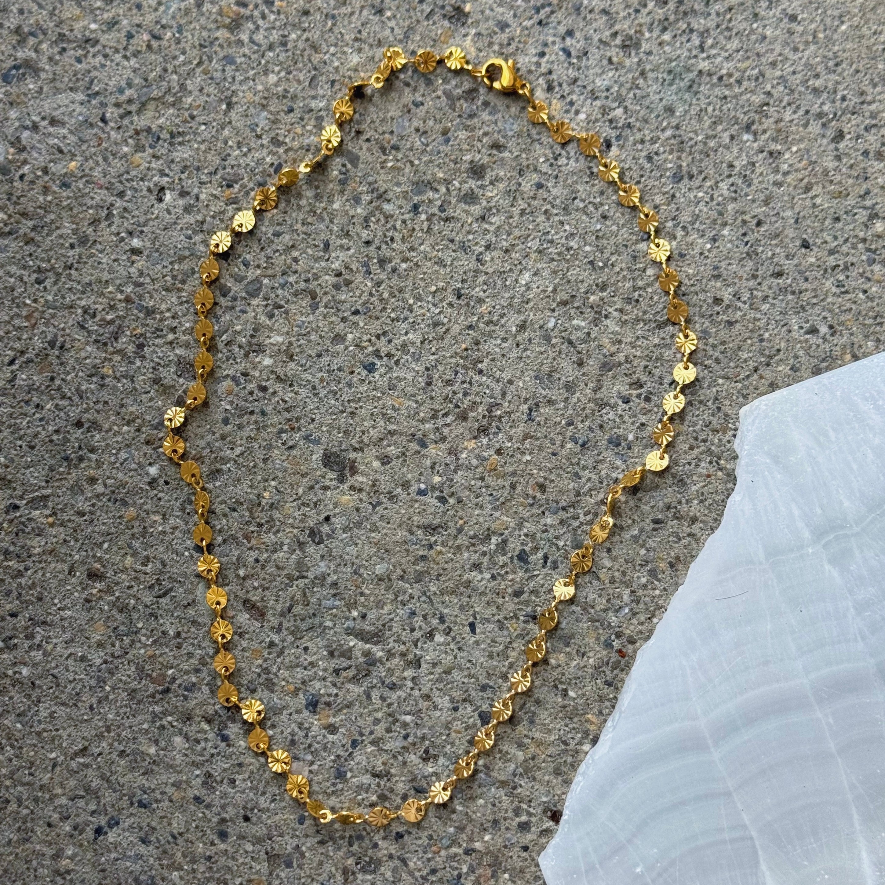GOLD SUNBURST necklace