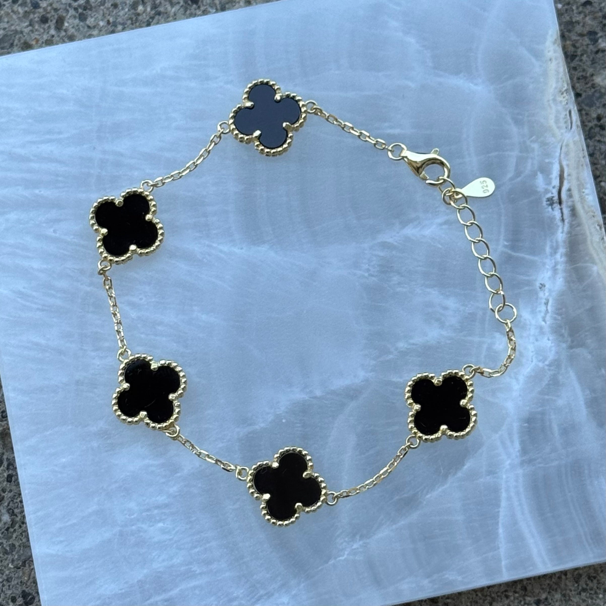 GOLD BLACK GOOD LUCK FLORA bracelet