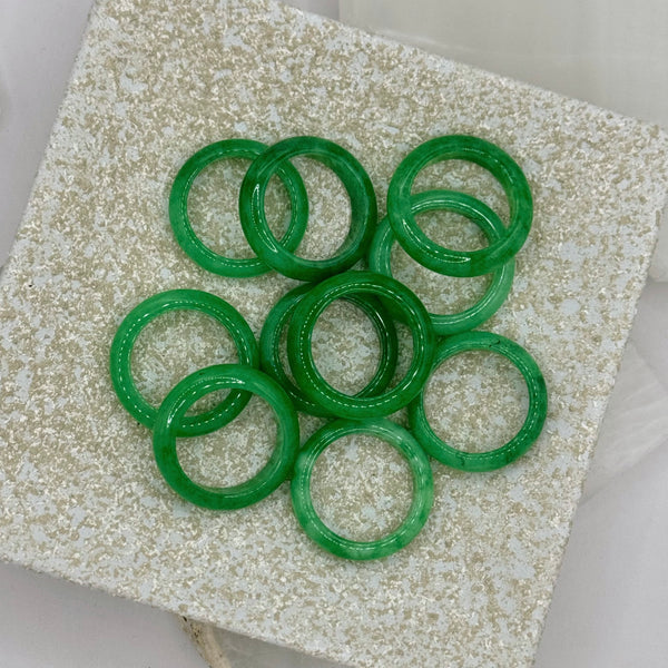 5MM GREEN JADE ring