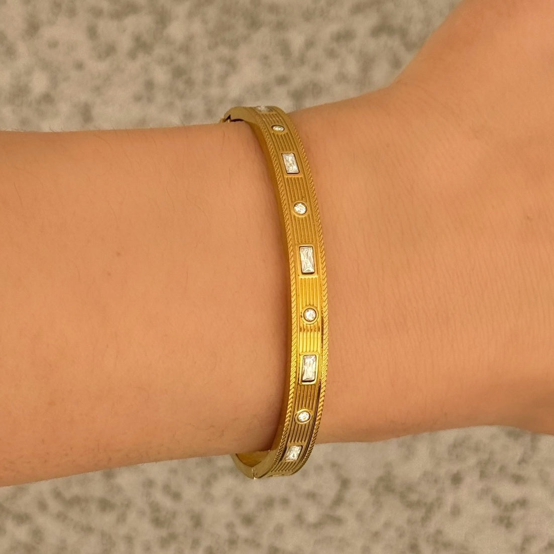 GOLD CRYSTAL LUNAR JEWEL bangle