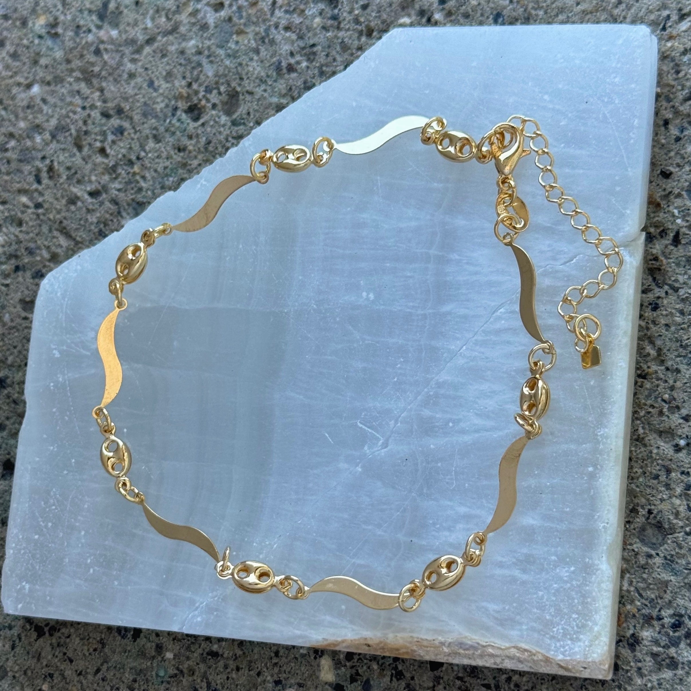 GOLD WAVY anklet
