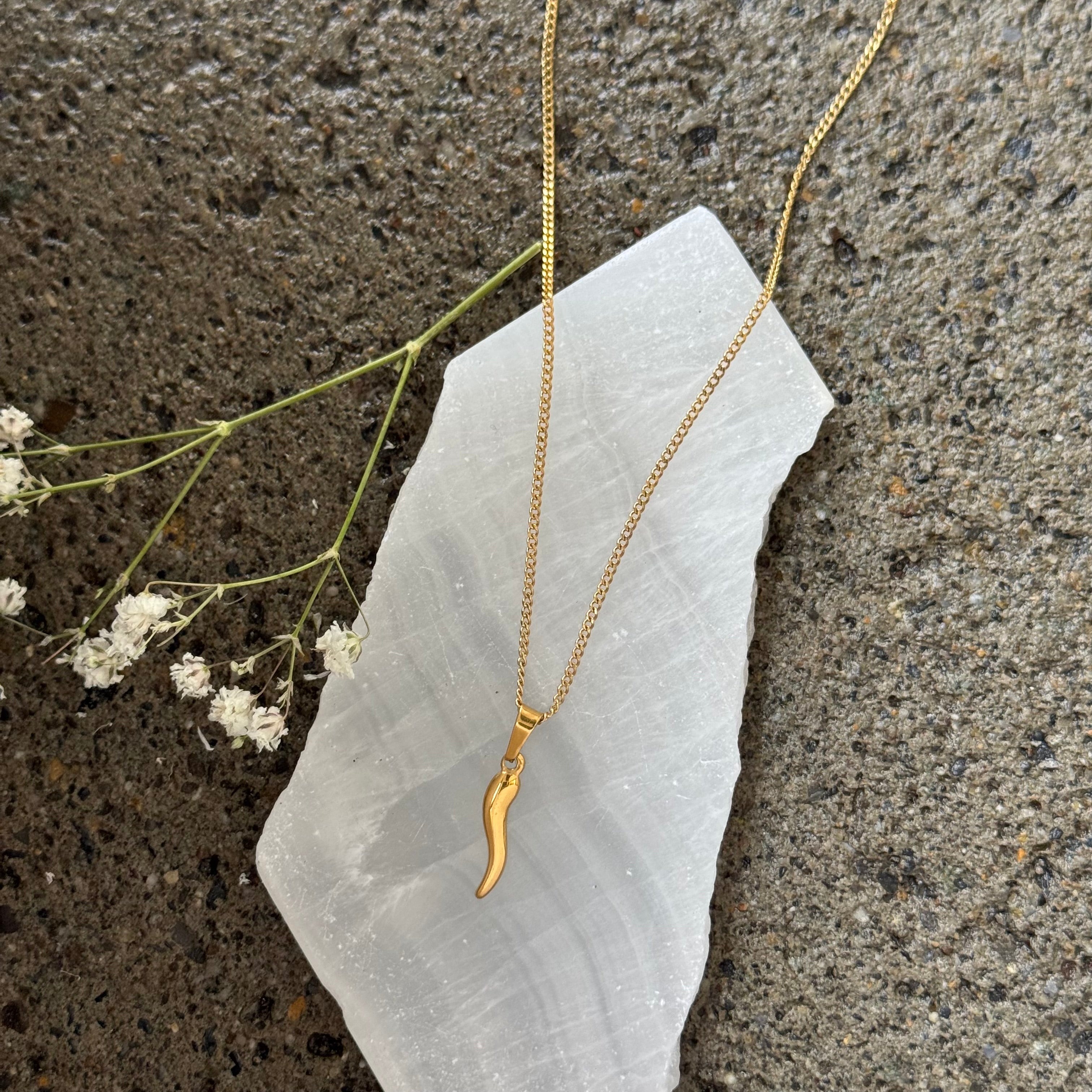 GOLD ITALIAN HORN MINI necklace