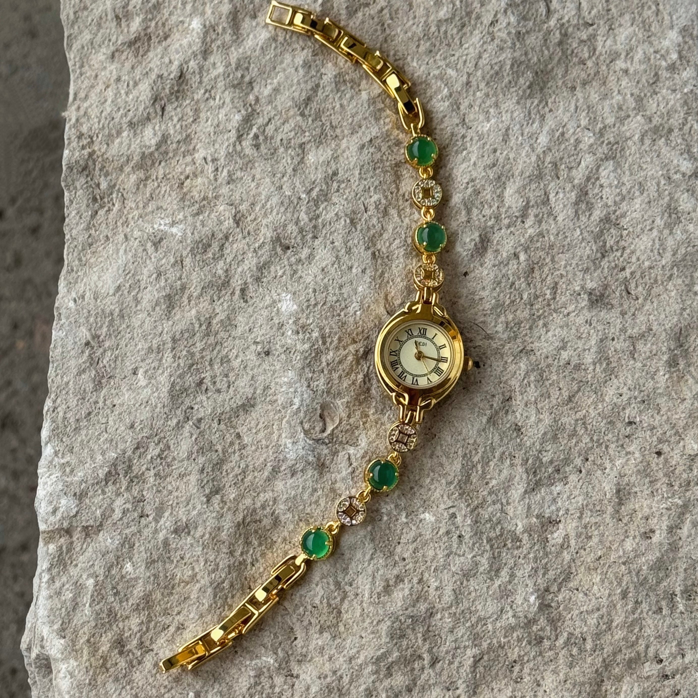 GOLD GREEN JADE VINTAGE watch