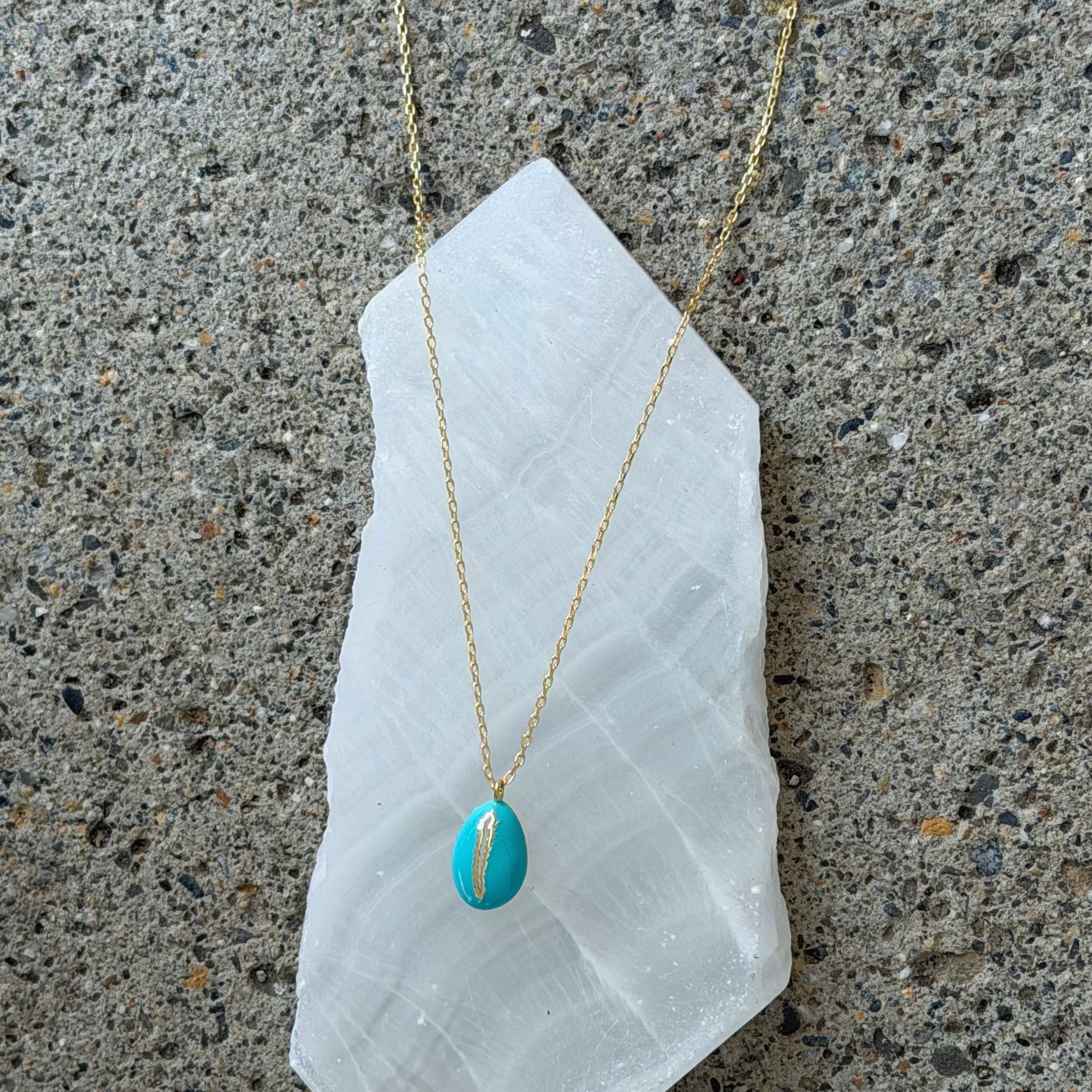 TURQUOISE ENAMEL COWRIE SEASHELL necklace