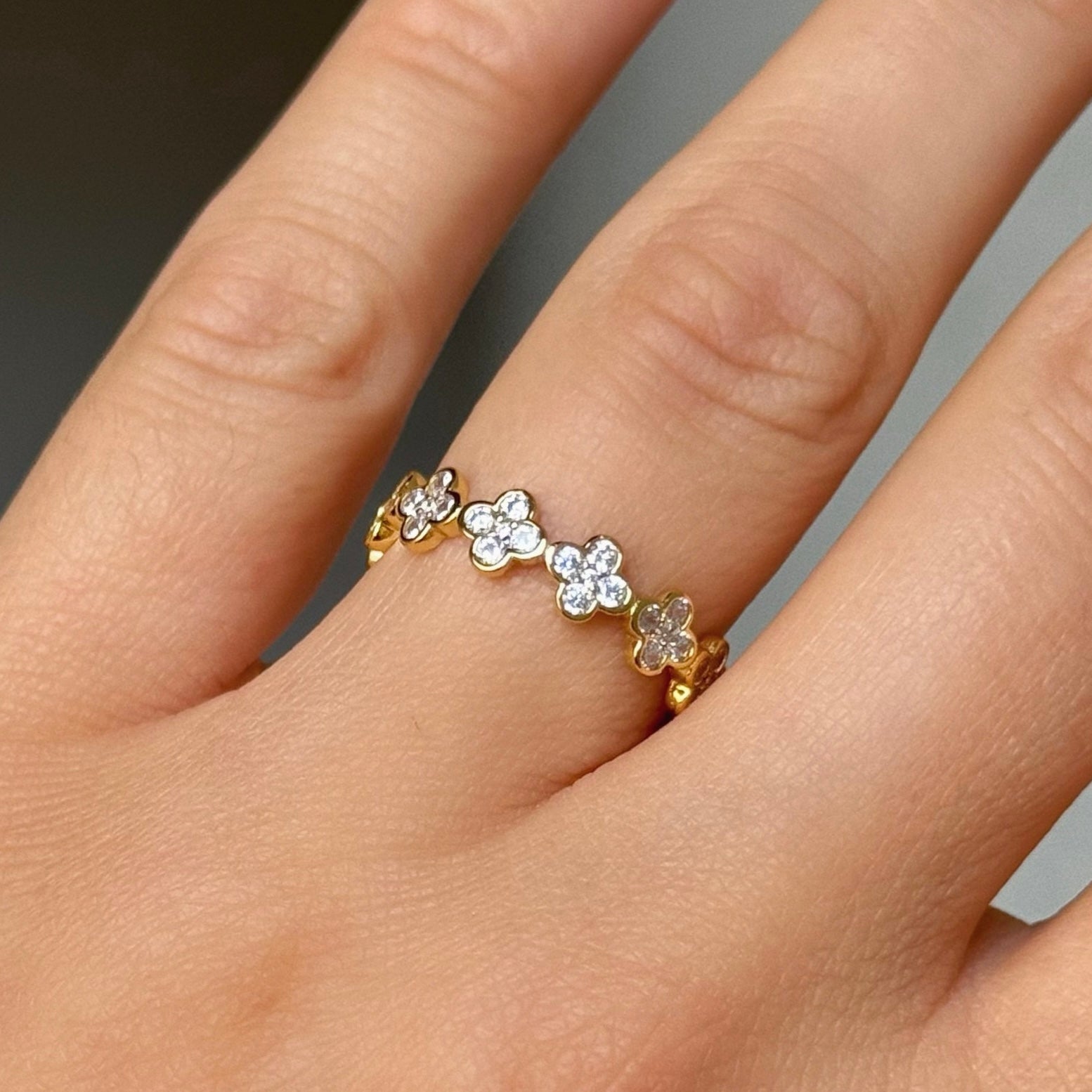 GOLD CRYSTAL FLORA ring