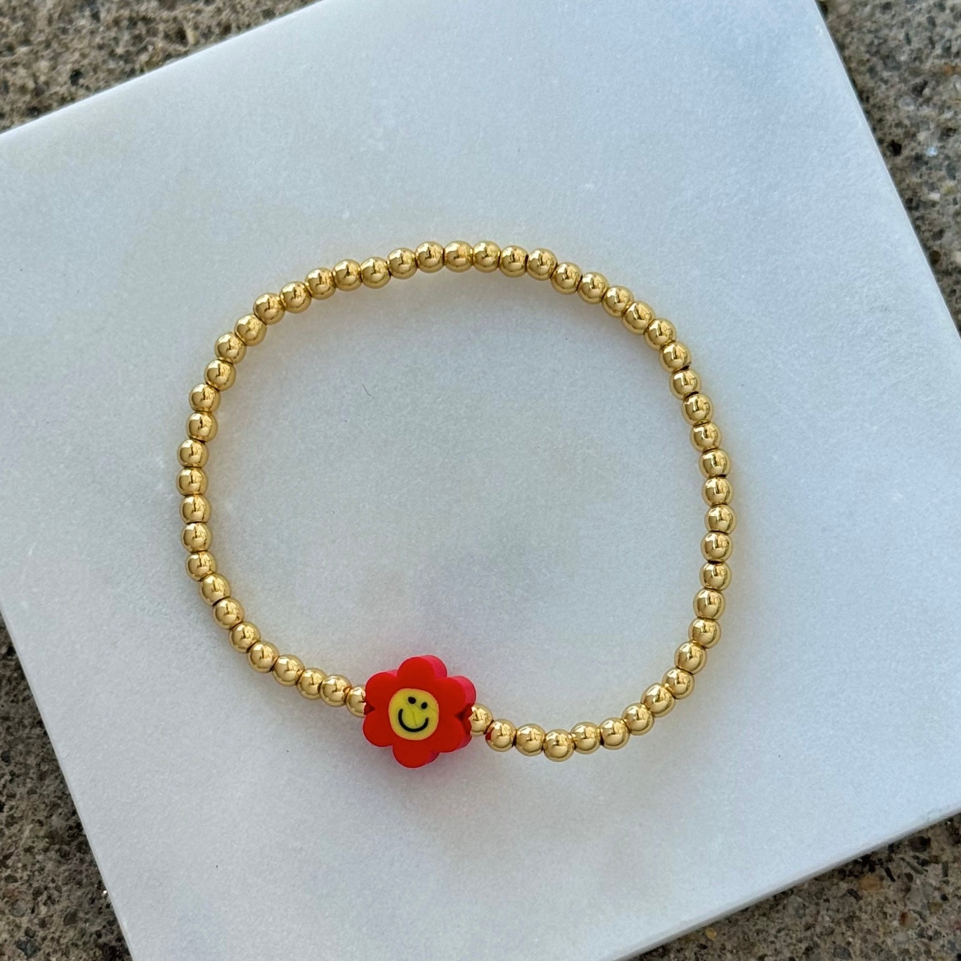 GOLD KIDS FLOWER BEADED bracelet